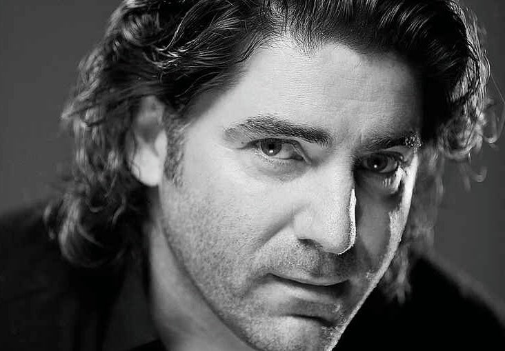 Irish songwriter Brian Kennedy