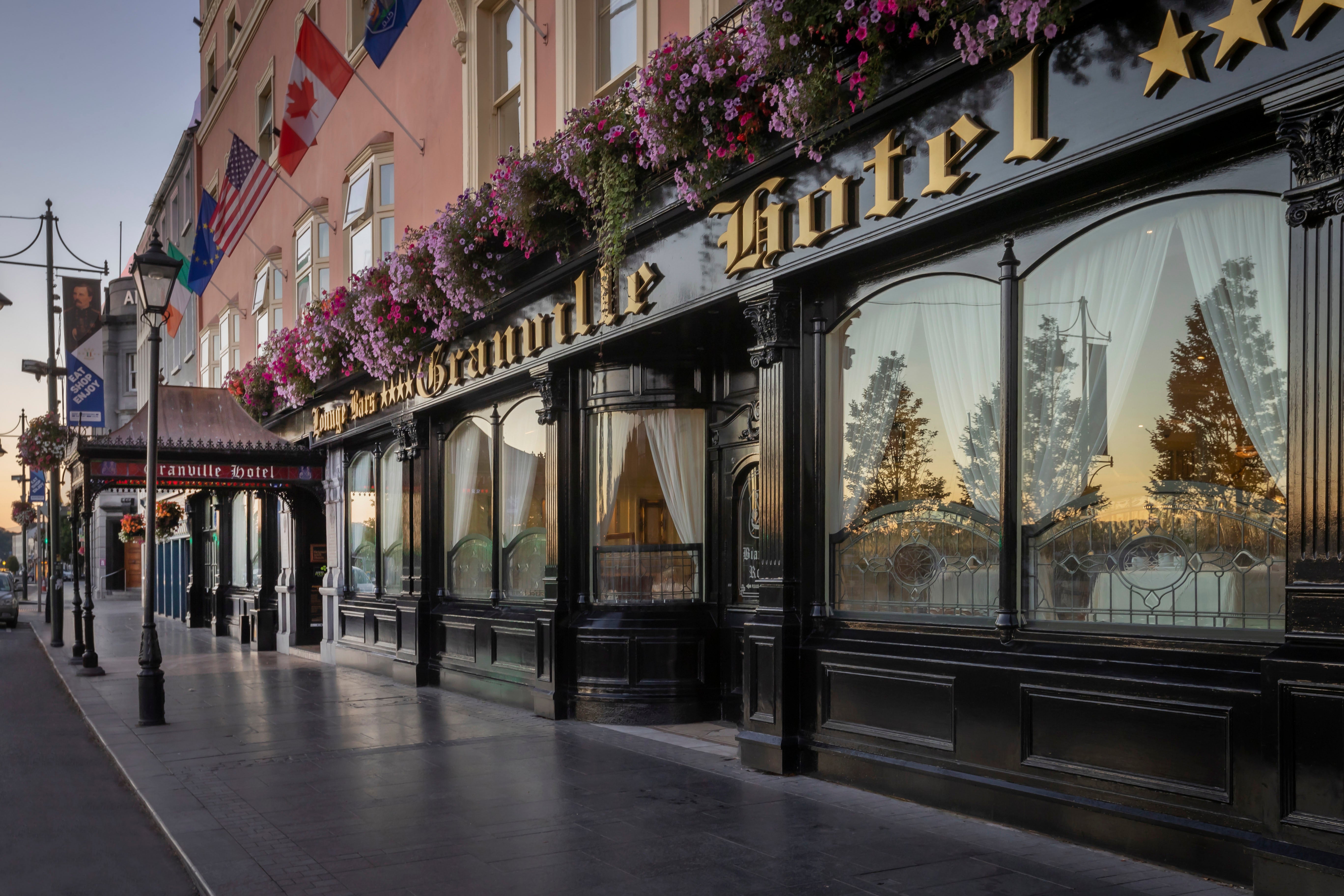 The outside of the Granville Hotel.