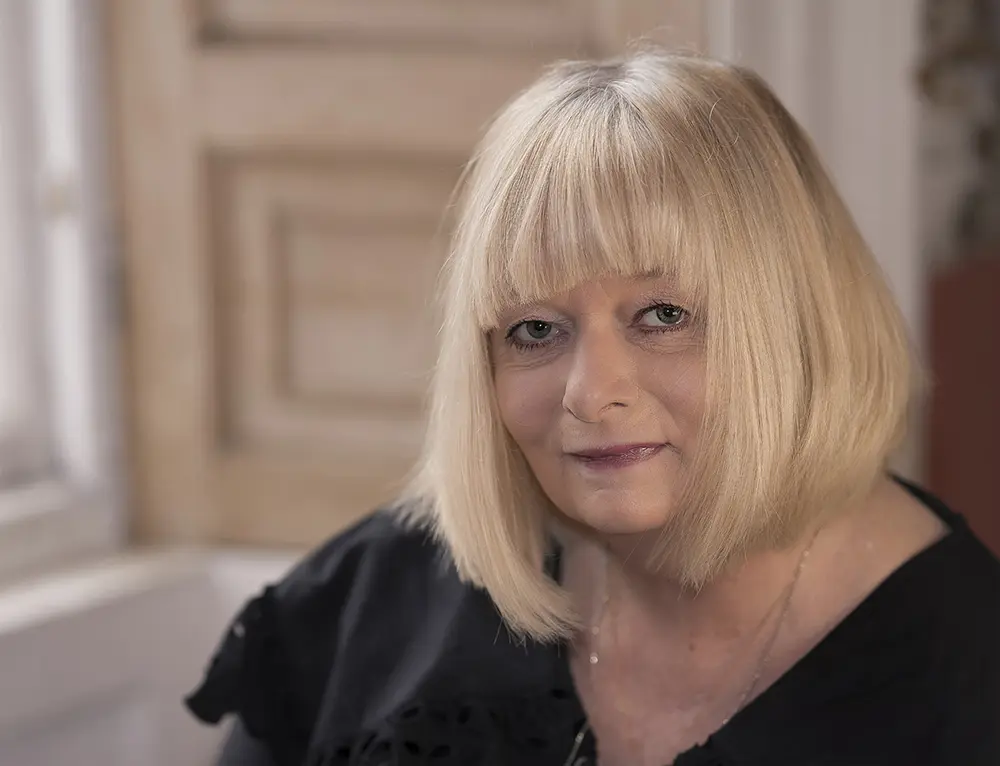 A photograph of the author Janice Hadlow