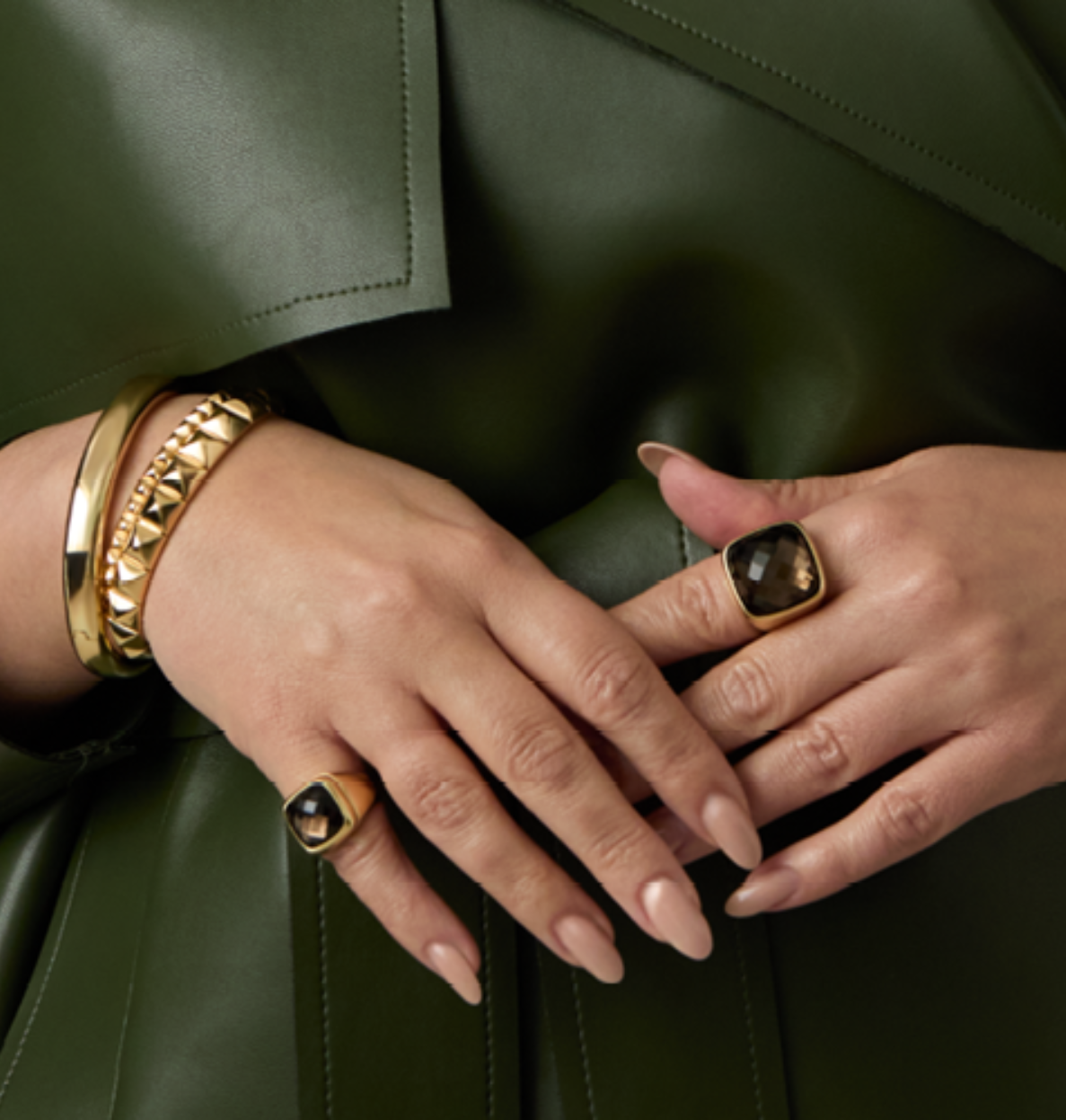 Interchangeable jewelry