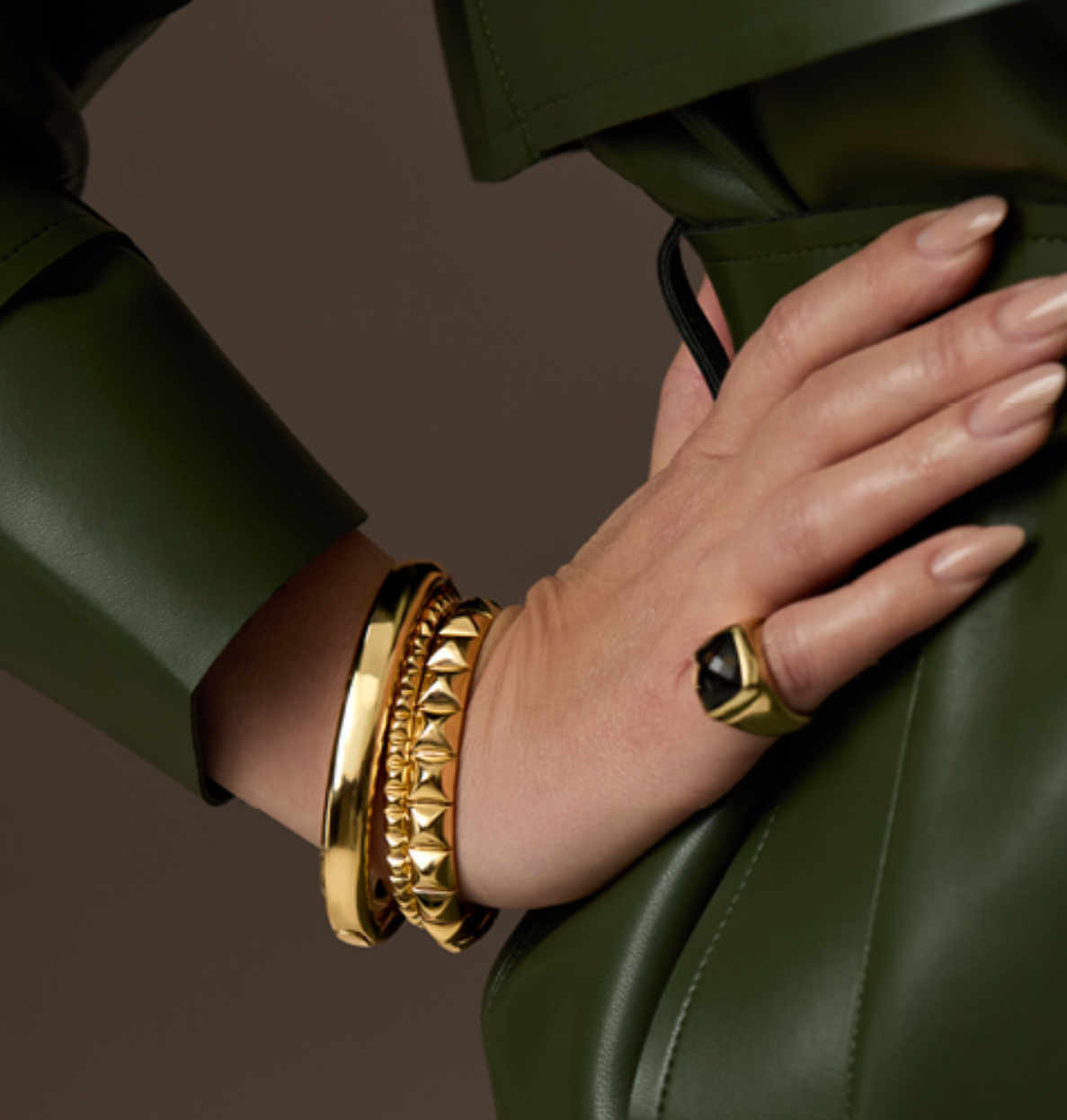 Interchangeable jewelry