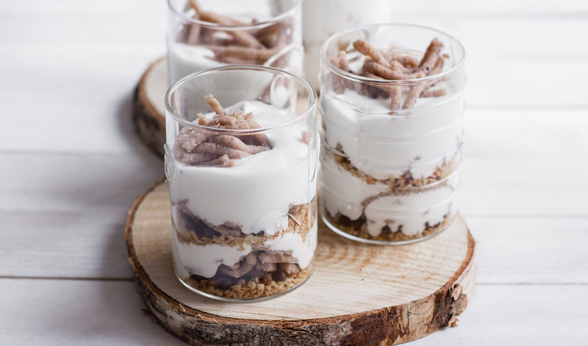 joghurt-mousse-mit-kastanien-und-schokolade