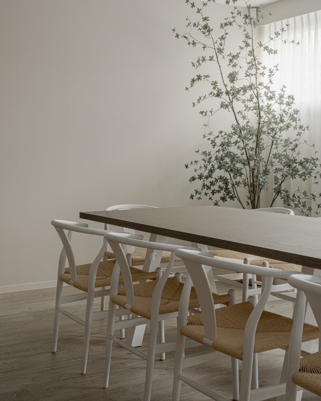 Kitchen design - project with Shinnoki manhattan oak - wood veneer - decospan