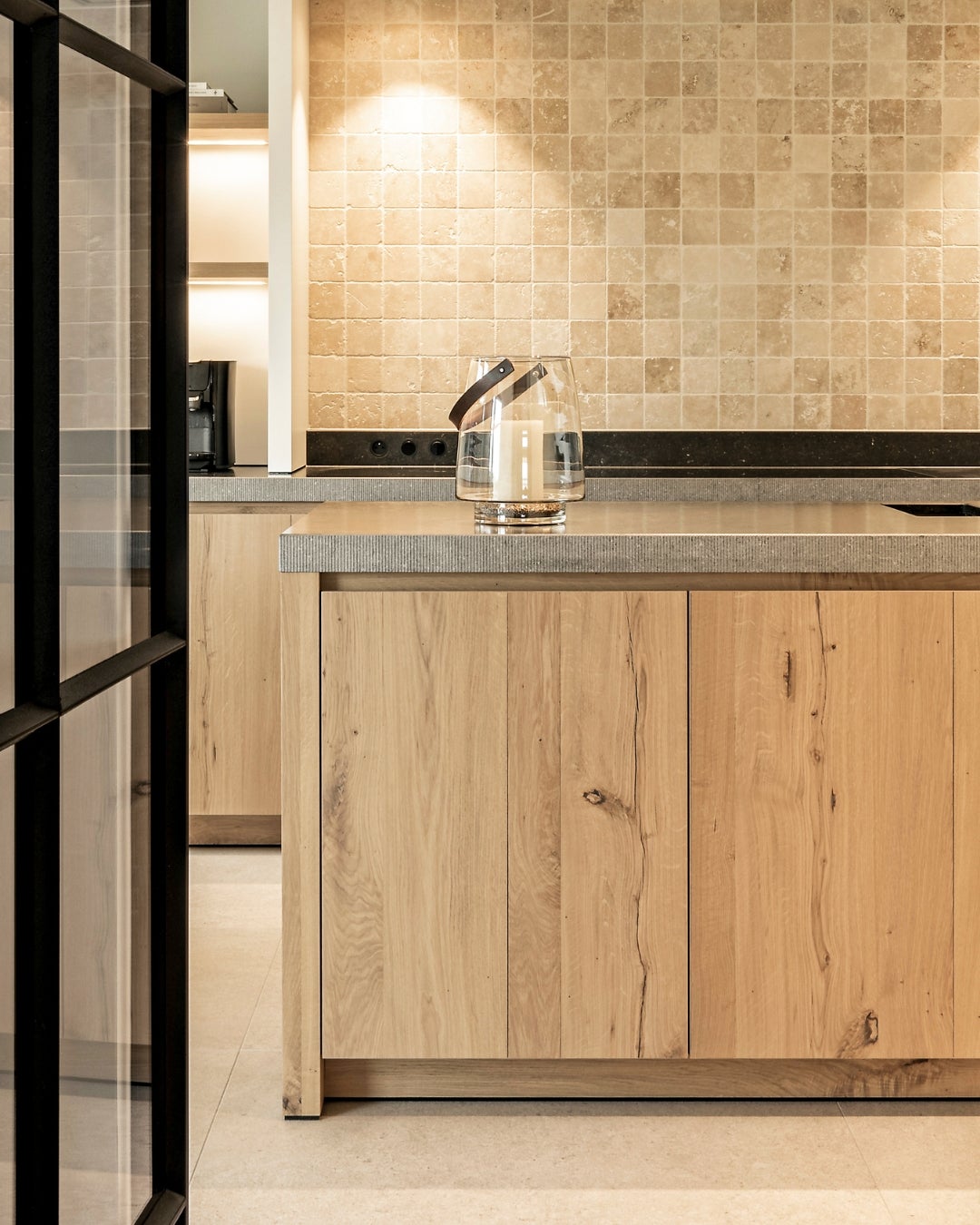 Querkus oak collection - wood veneer - vintage Harlem - kitchen design - sheets