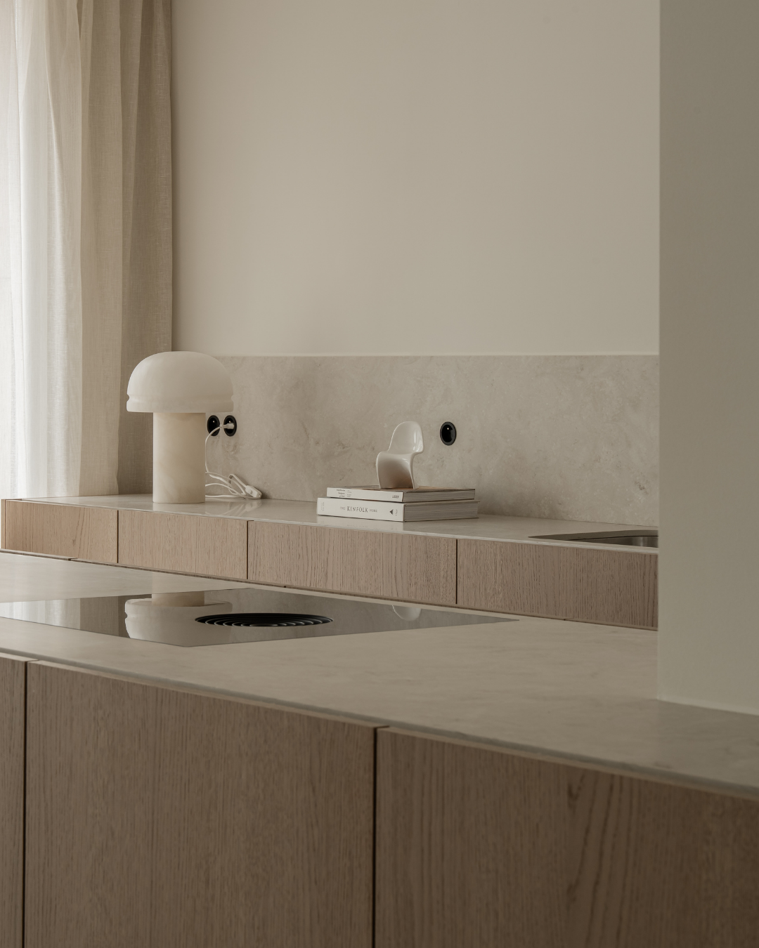 Appartment kitchen space with Shinnoki Manhattan Oak
