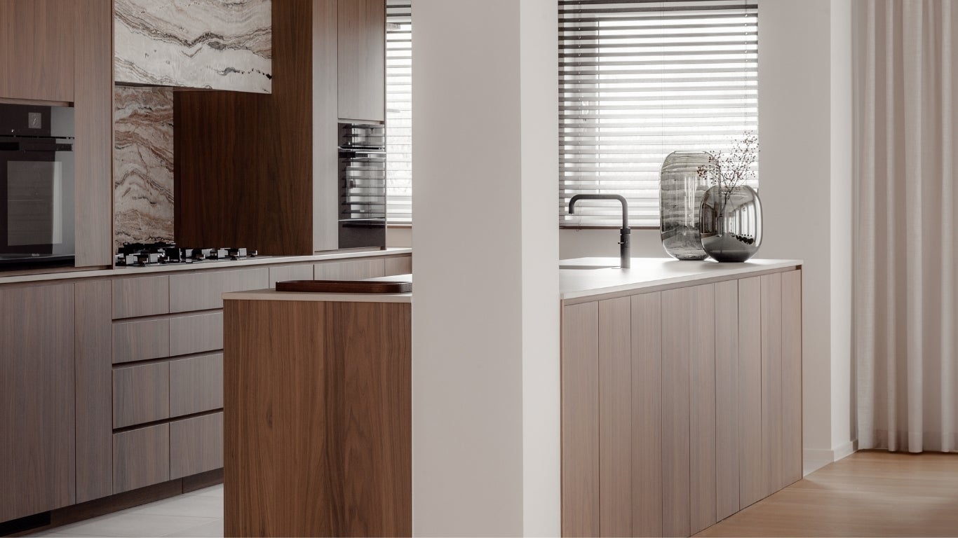 Kitchen design - project with Shinnoki frozen walnut - wood veneer - decospan