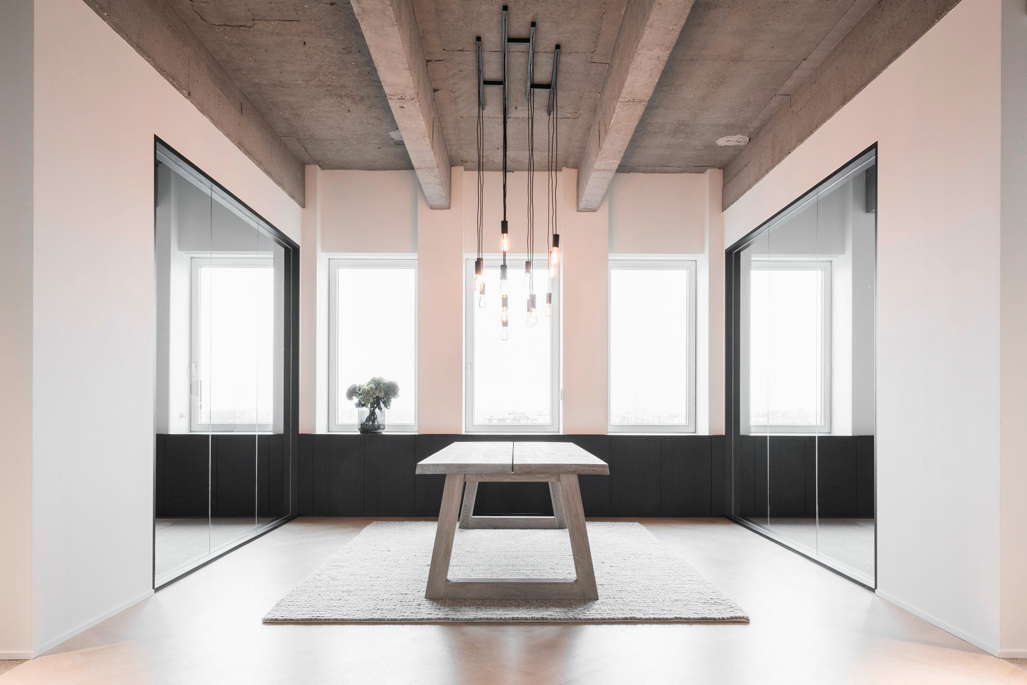 uitgeverij Pelckmans - Querkus - black veneer - office - black veneer office