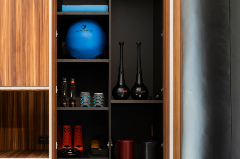 gym - gym closet