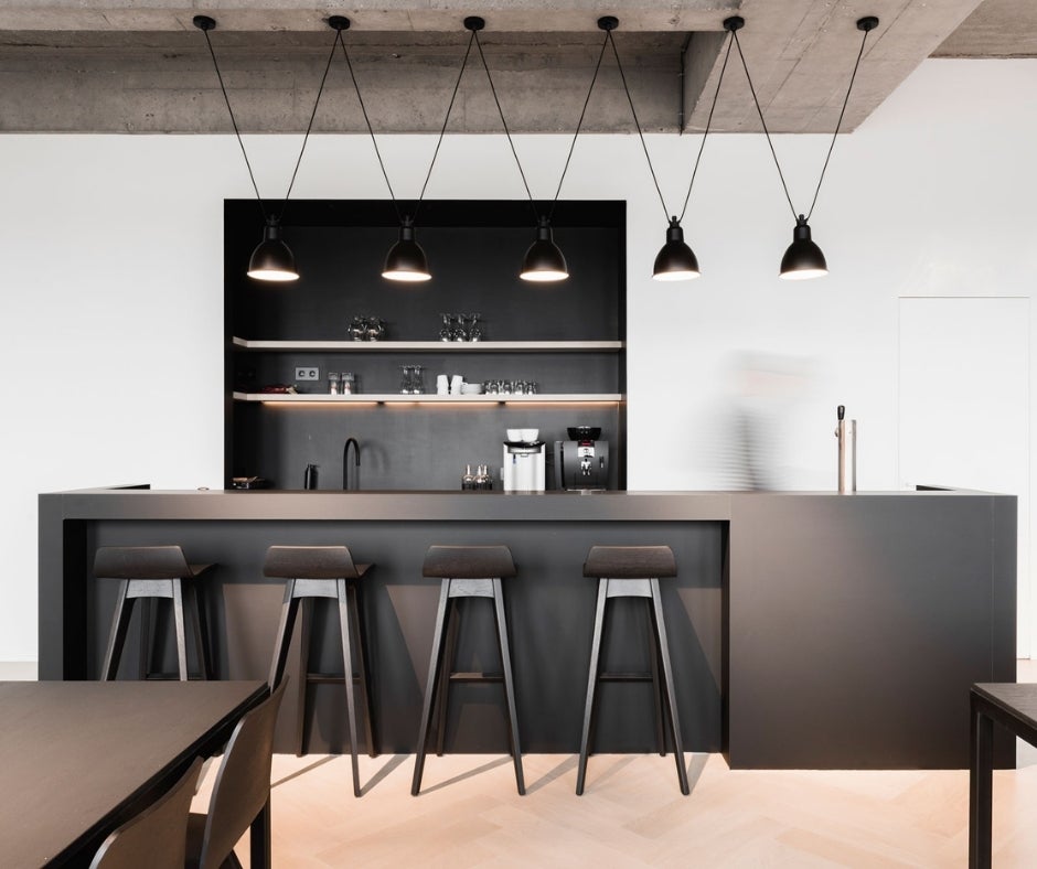 Querkus wood veneer - black veneer - office