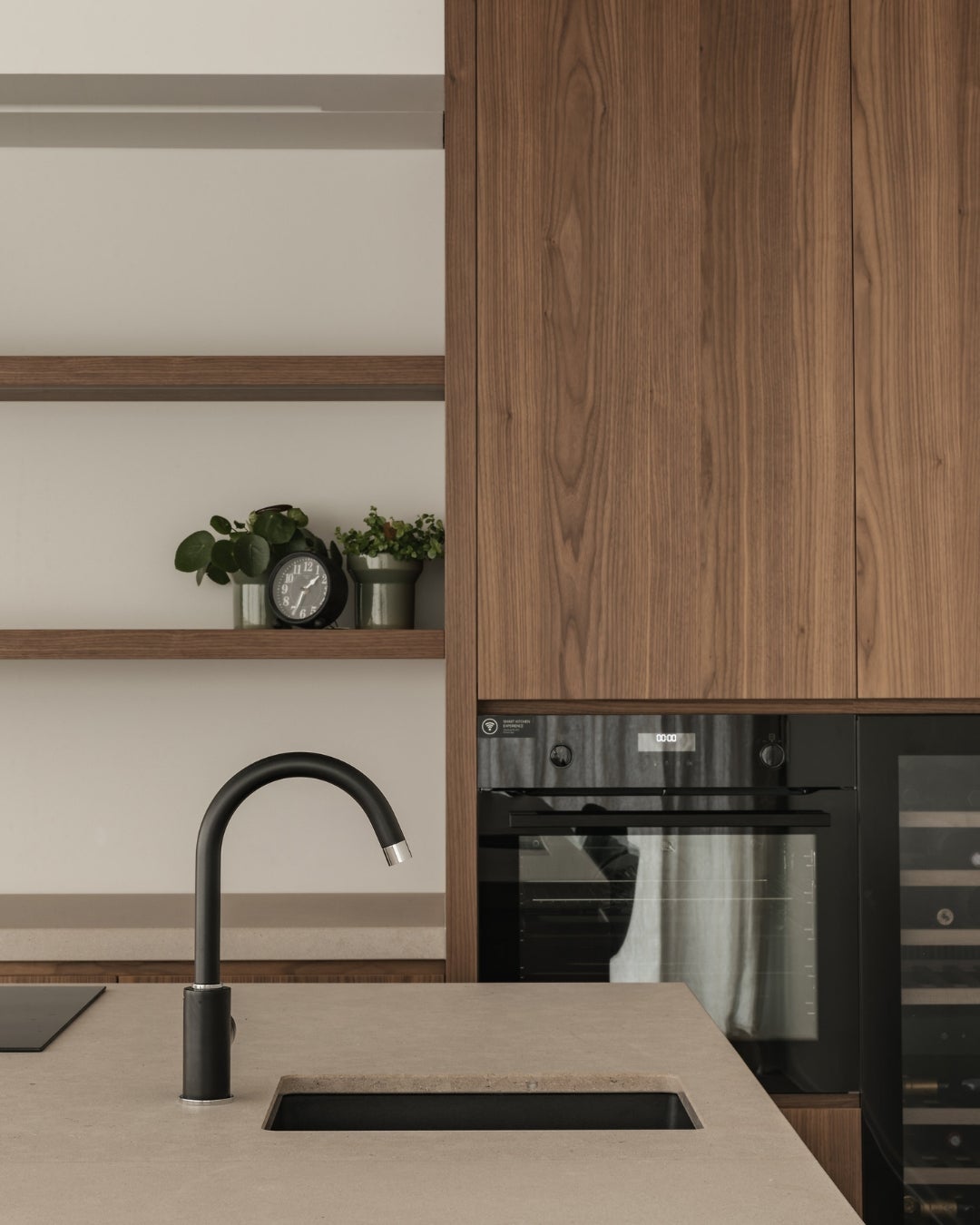 Poolhouse with walnut veneer - kitchen