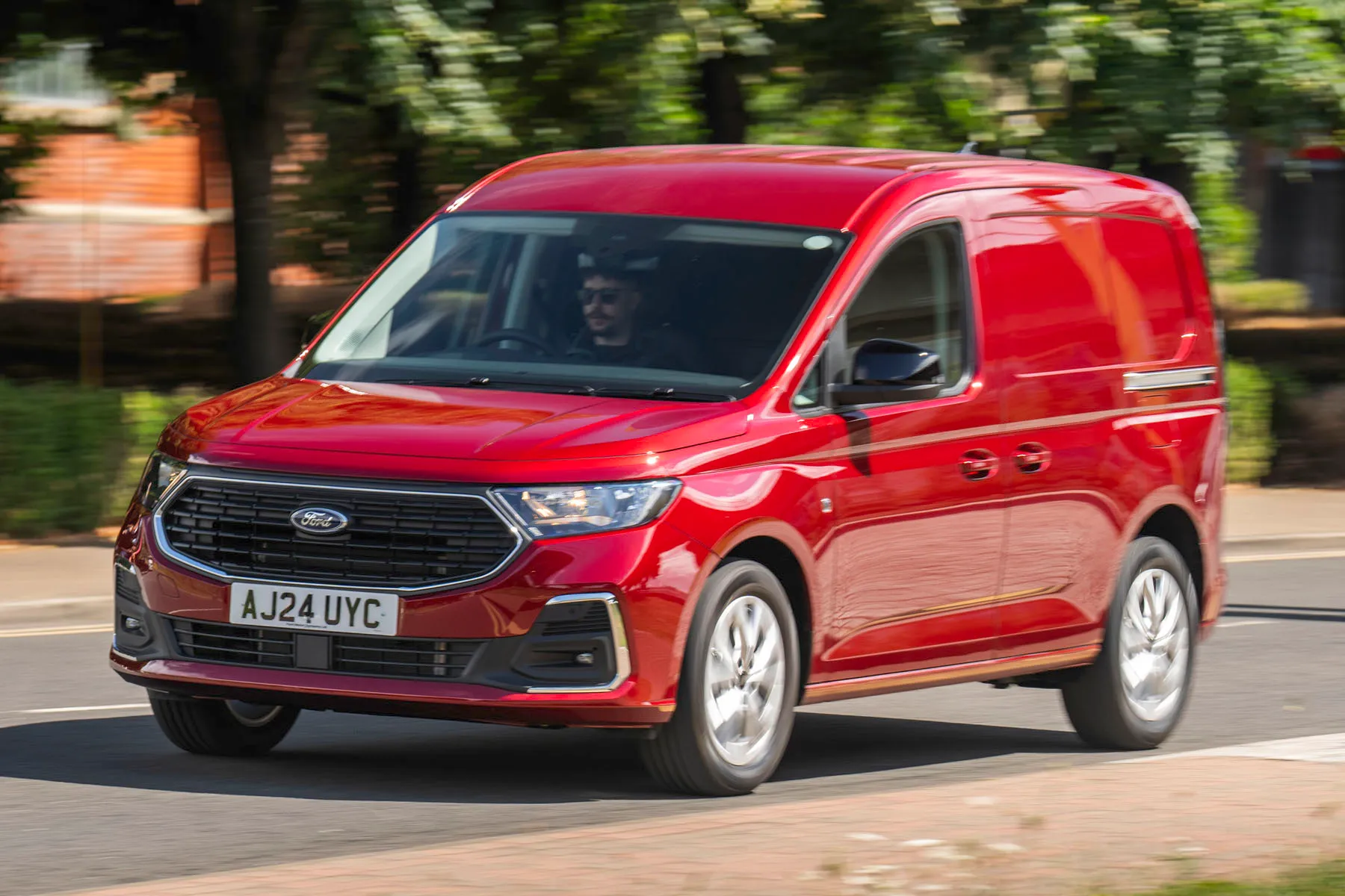 Ford Transit Connect Review: front dynamic