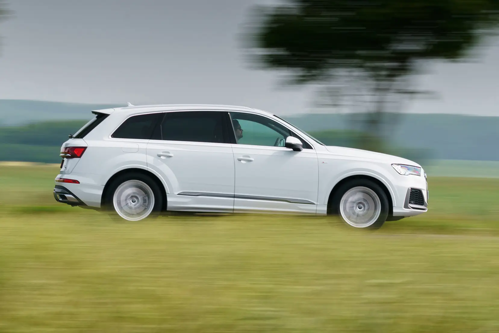 Audi Q7 Review 2024: Driving dynamic