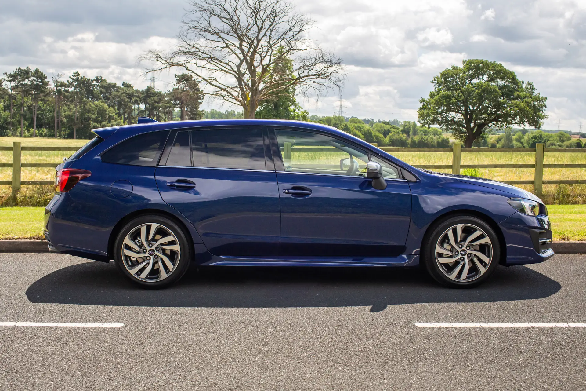 Subaru Levorg Review 2023: Right Side View