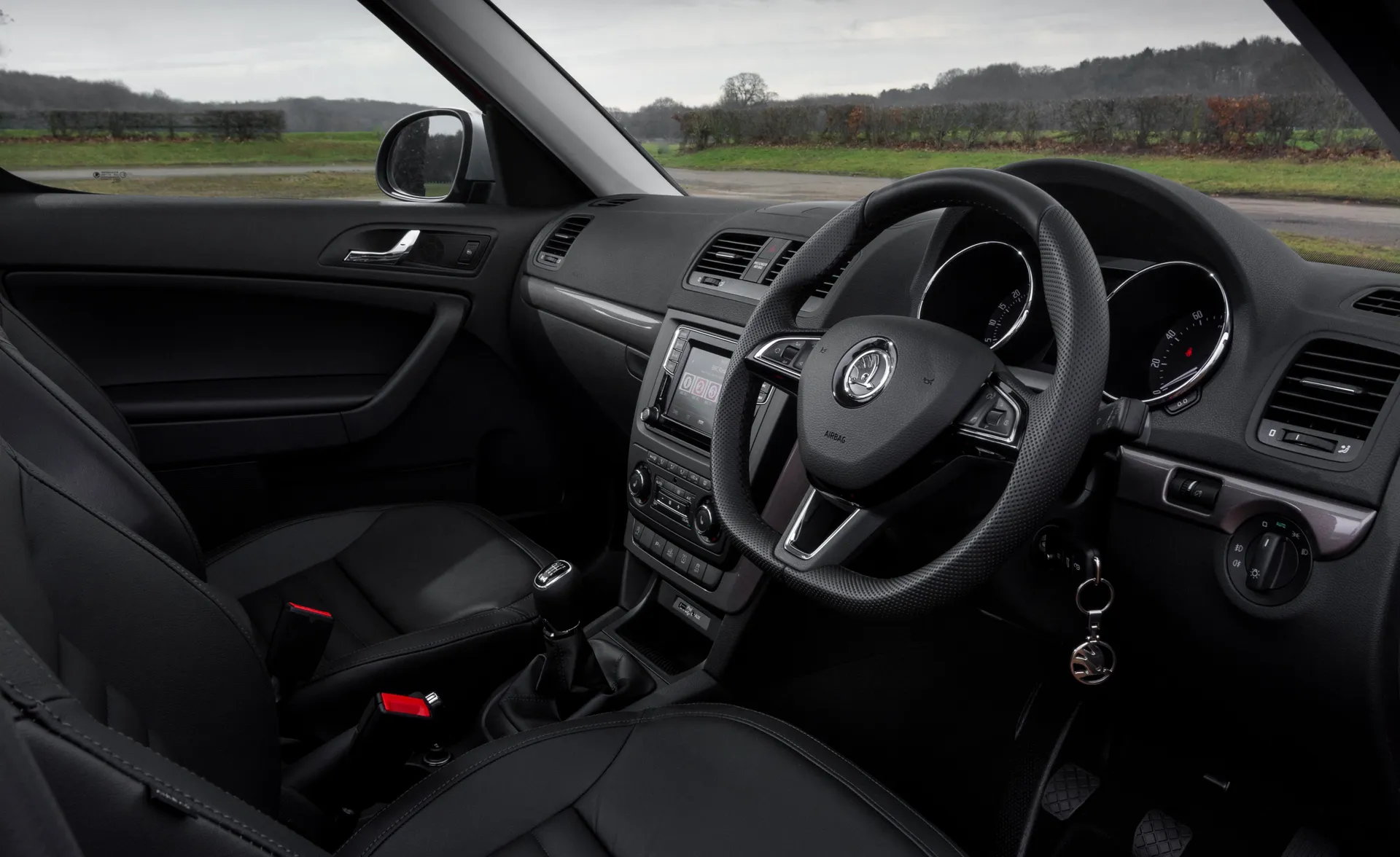 Skoda Yeti (2009-2017) Review: Front Interior