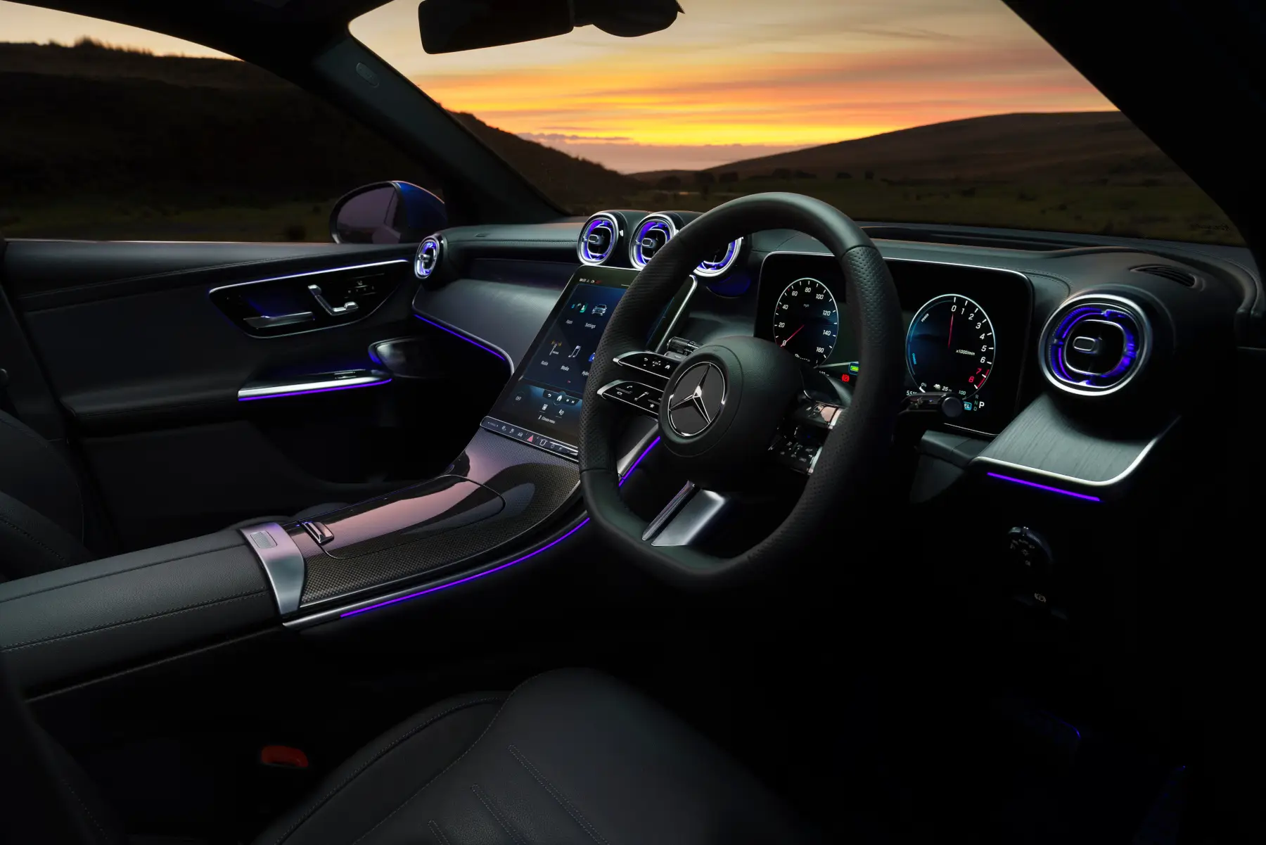Mercedes-Benz GLC Review 2023: interior night