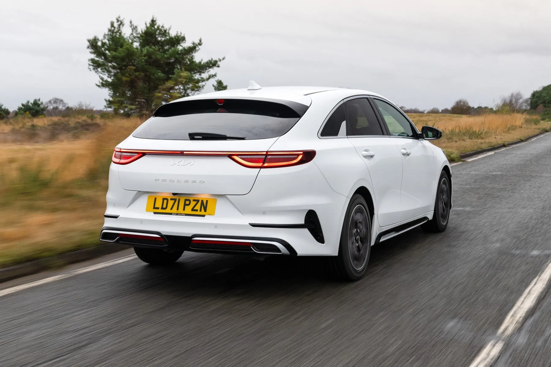 Kia ProCeed Review: rear side driving