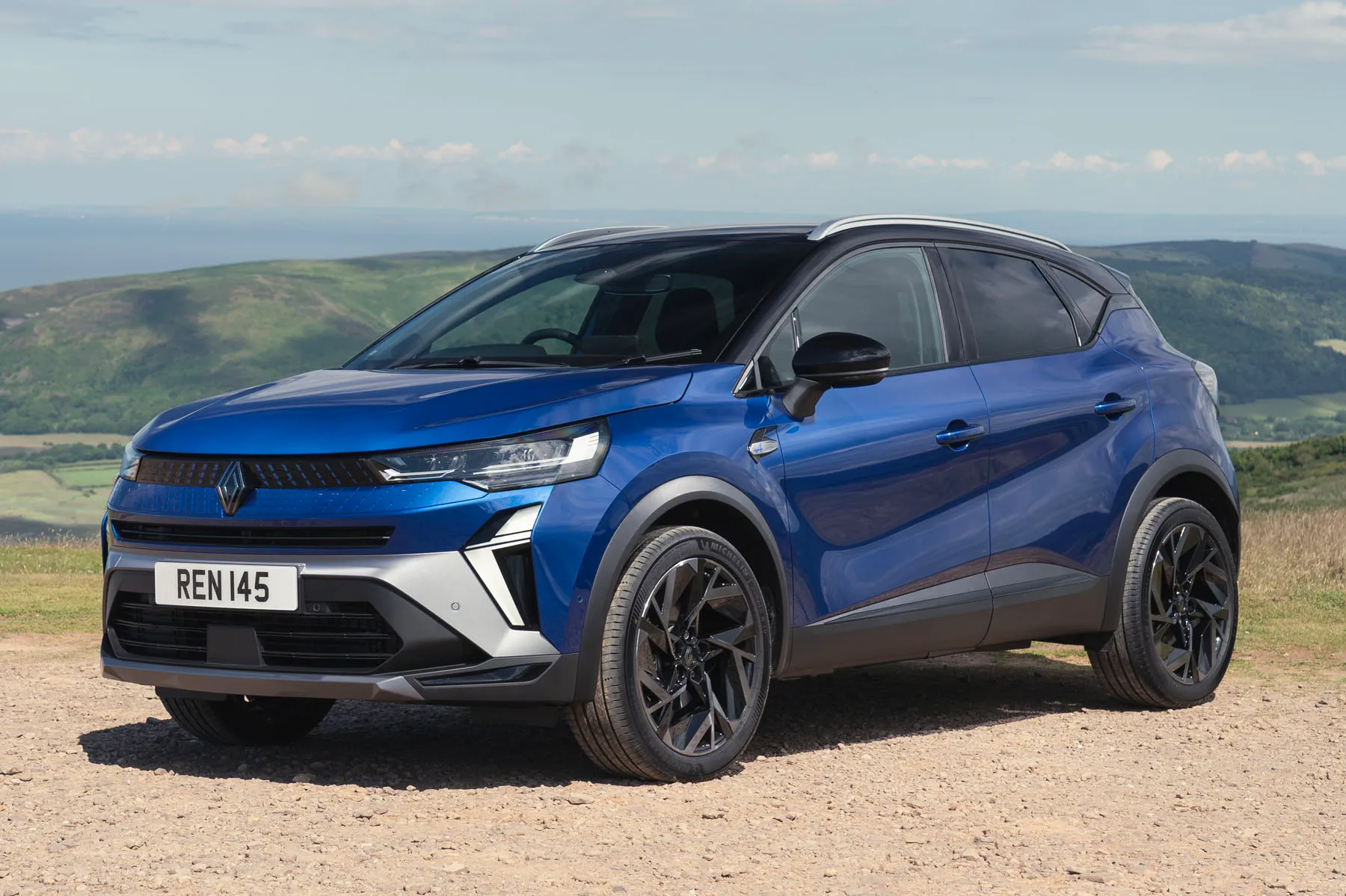 Renault Captur Review: front static