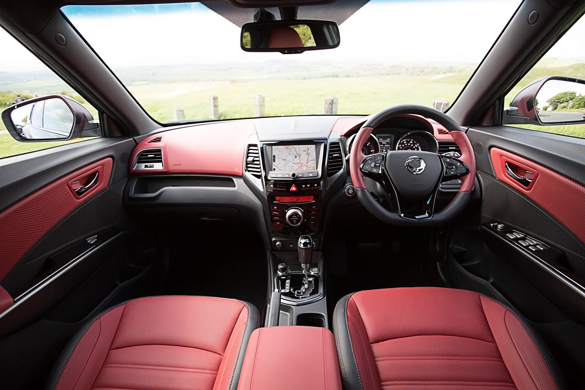 SsangYong Tivoli XLV Front Interior