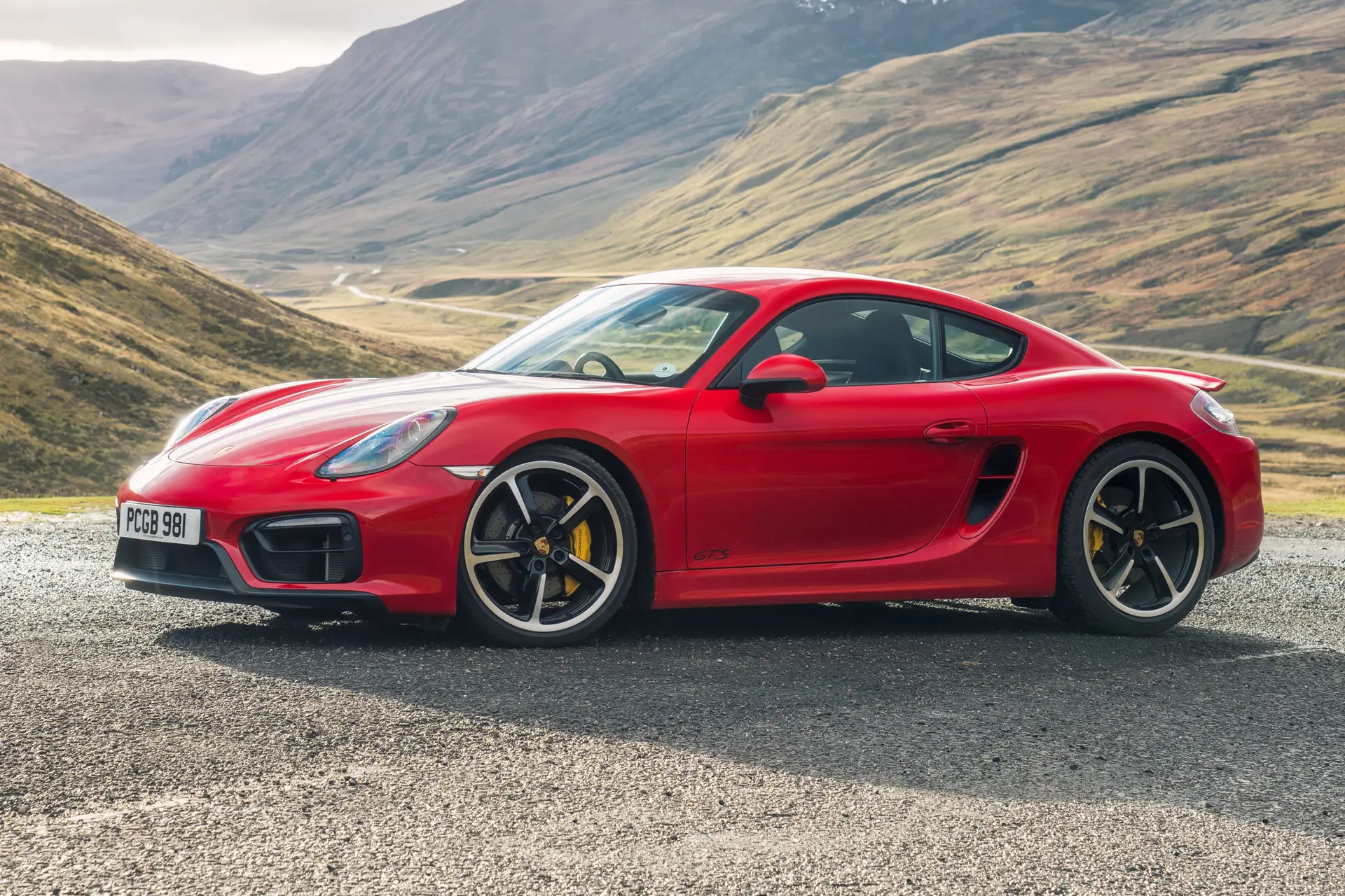 Used Porsche Cayman (2013-2016) Review front