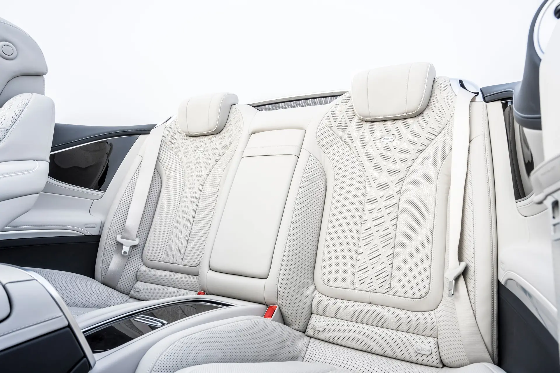 Mercedes-Benz S-Class Cabriolet (2016-2021) Review: interior close up photo of the Mercedes Benz S-Class Cabriolet rear seats
