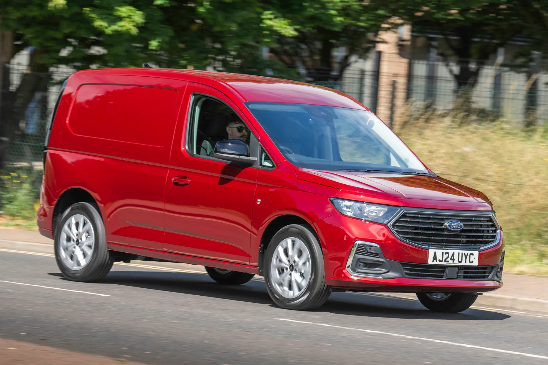 Ford Transit Connect Review: front dynamic