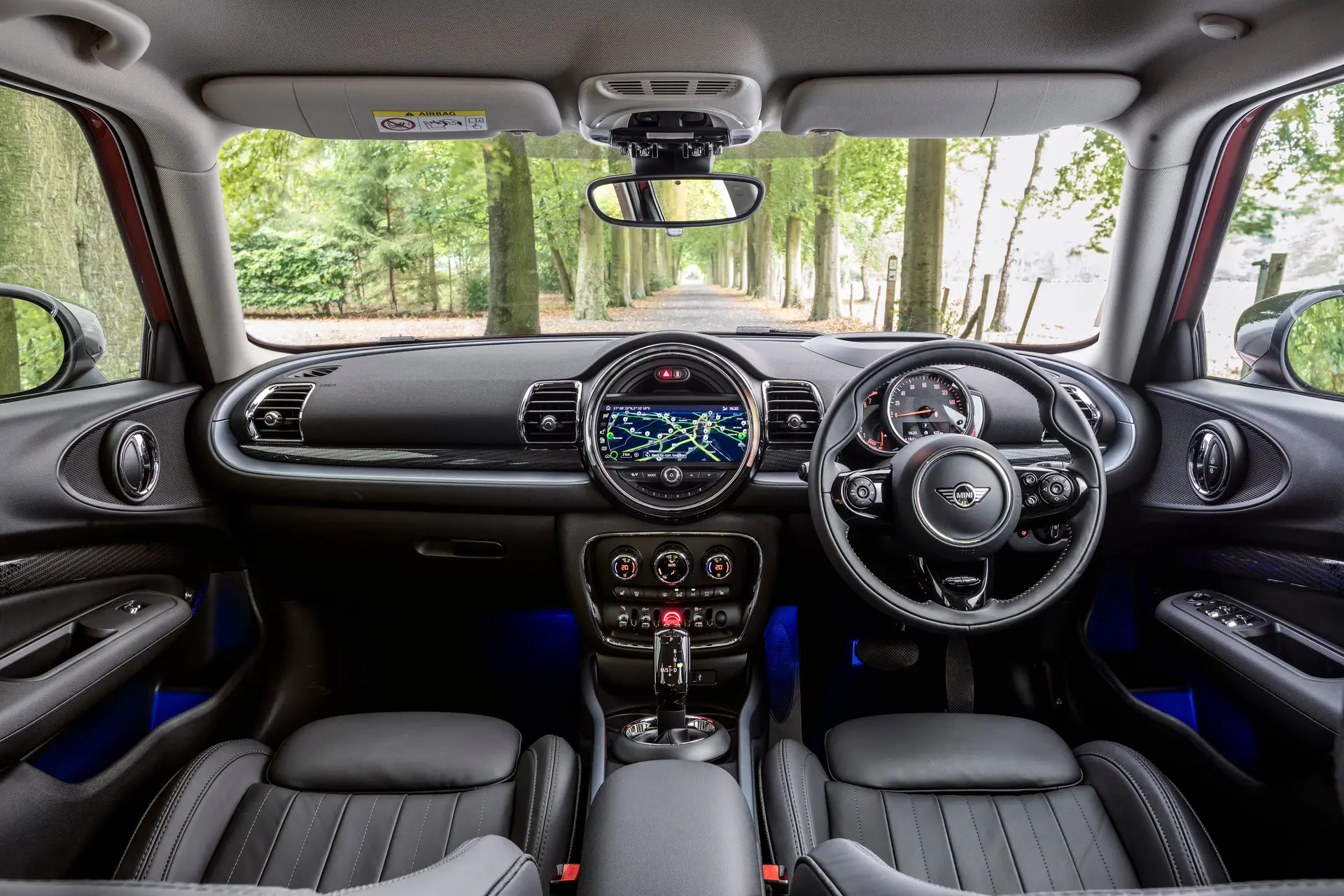 MINI Clubman Review 2023 front interior