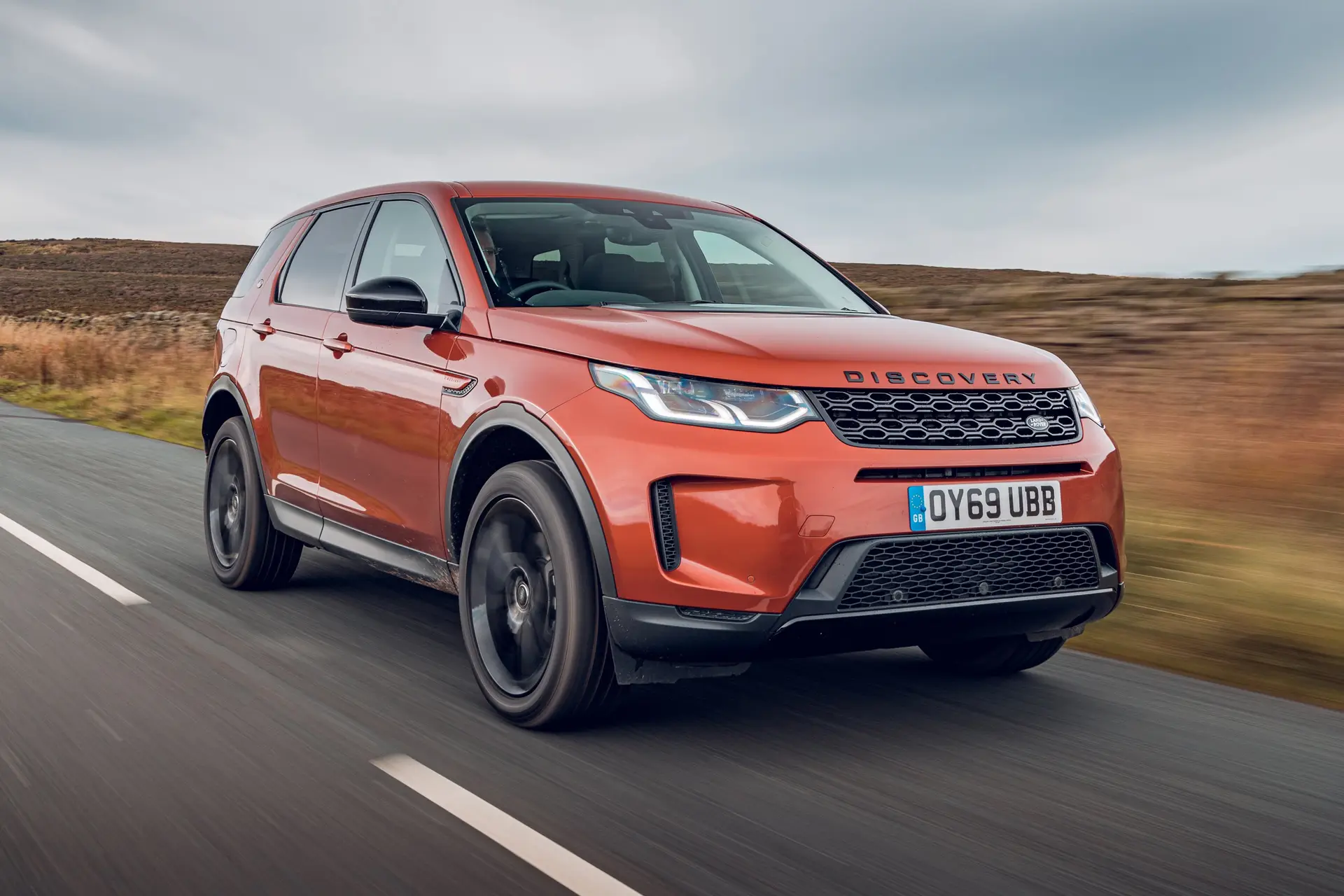Land Rover Discovery Sport Review 2023 - frontright exterior