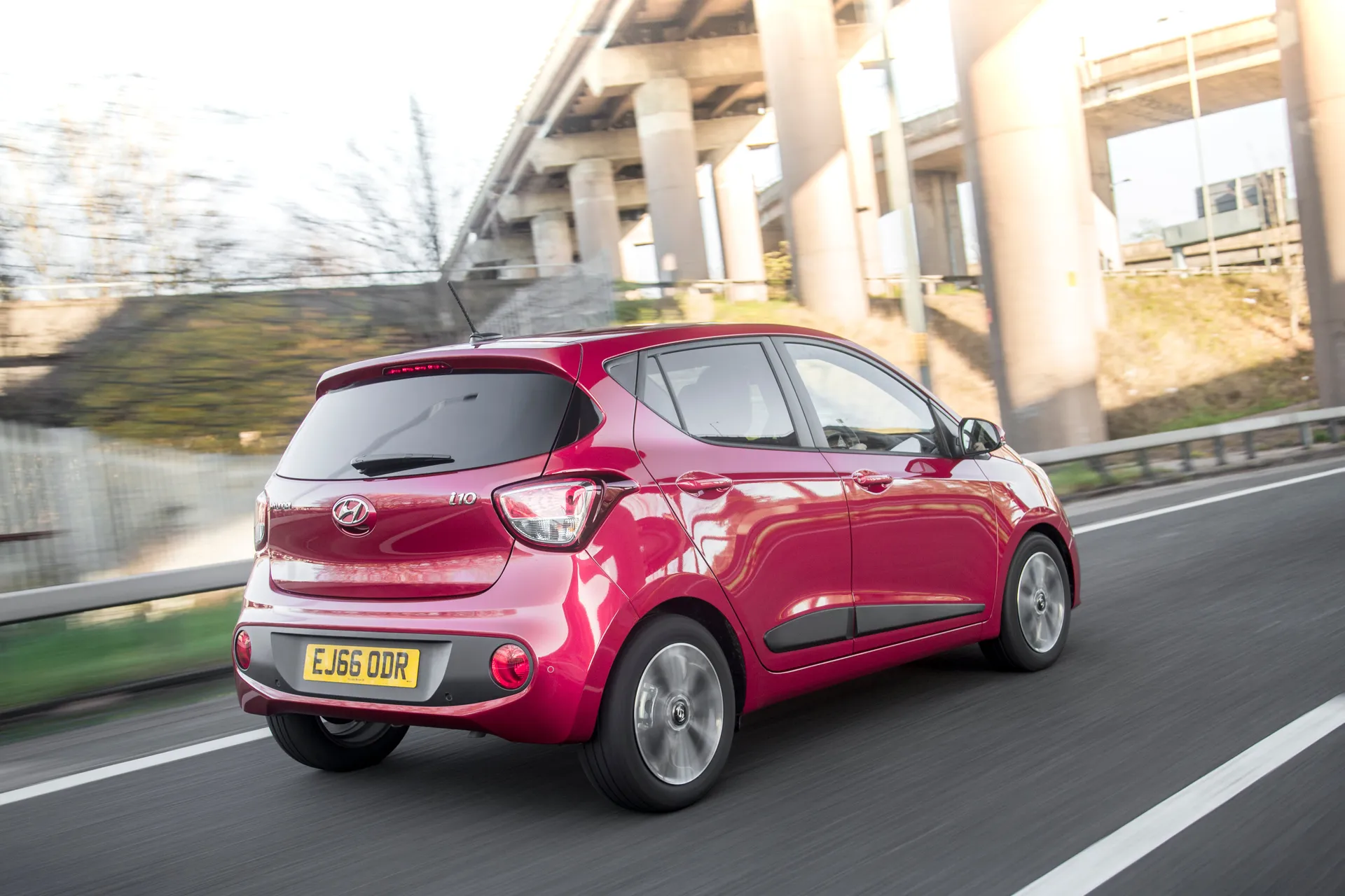 Hyundai i10 (2014-2020) Review: exterior rear three quarter photo of the Hyundai i10 on the road