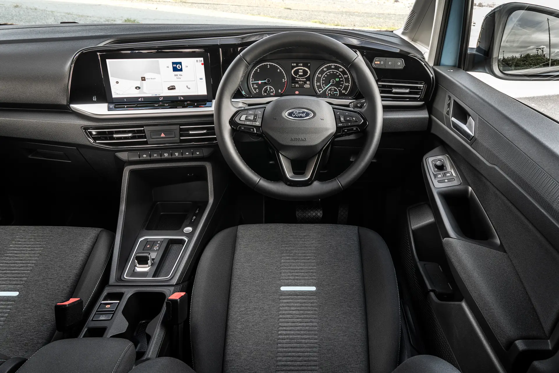 Ford Tourneo Connect Review 2024: interior