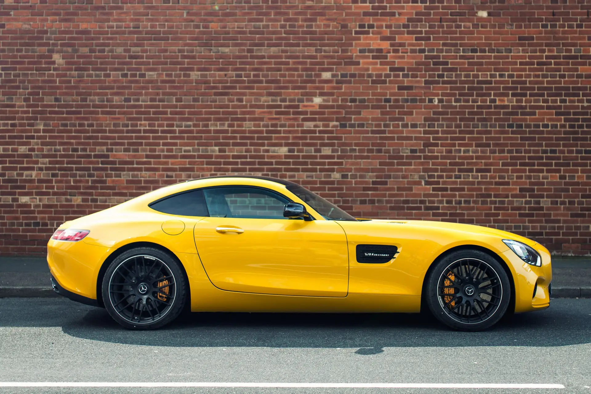 Mercedes-AMG GT Review 2023: side