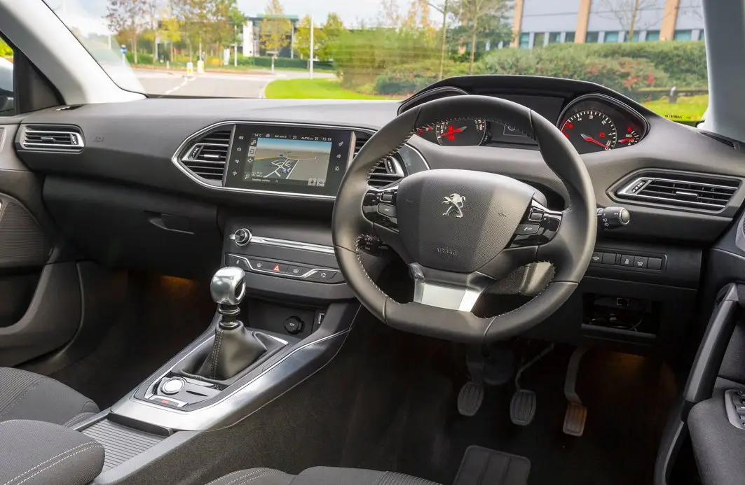Used Peugeot 308 (2014-2021) Review: Front Interior