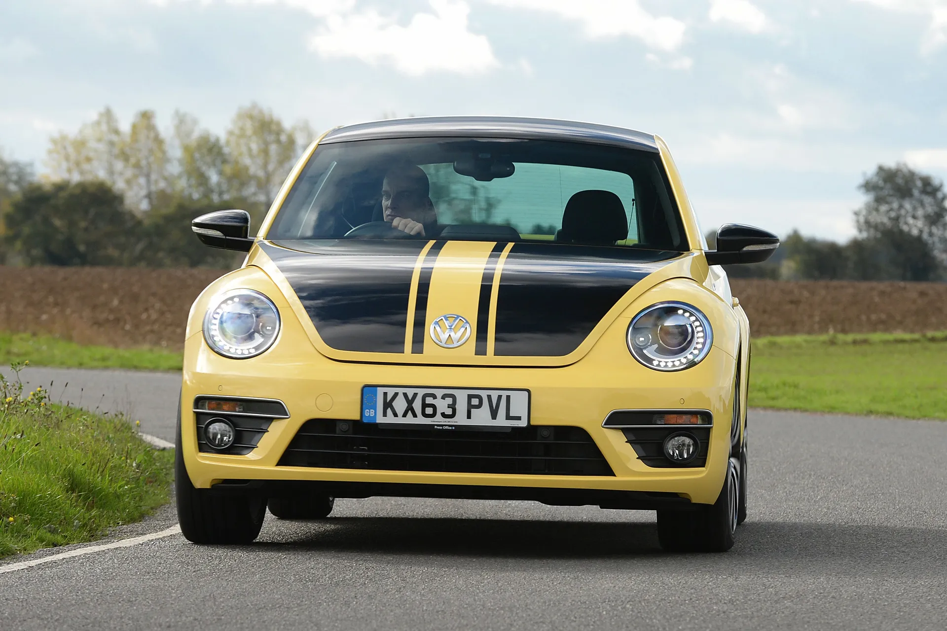 Volkswagen Beetle (2012-2019) Review: Front View