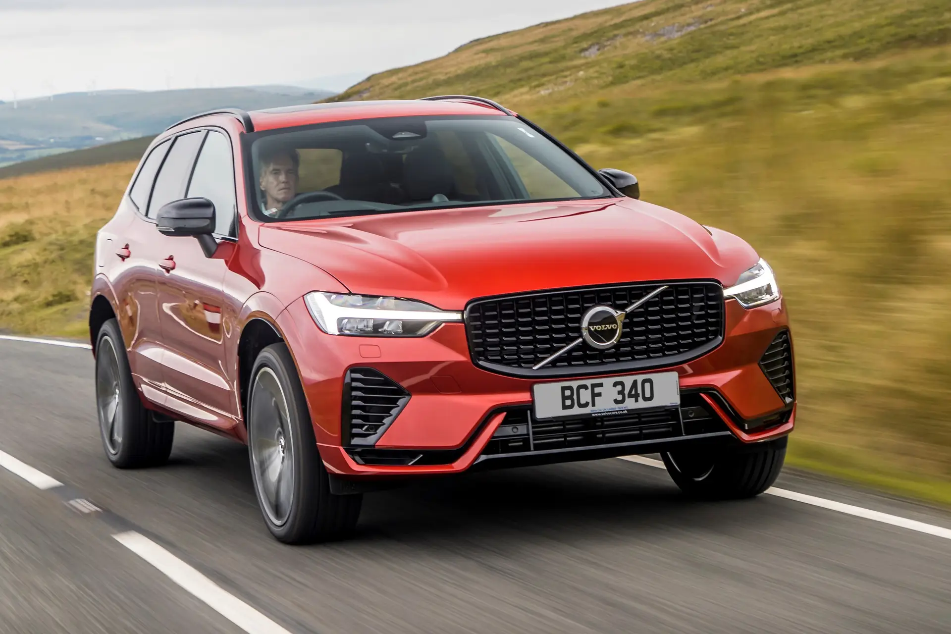Volvo XC60 Review 2024: dynamic driving