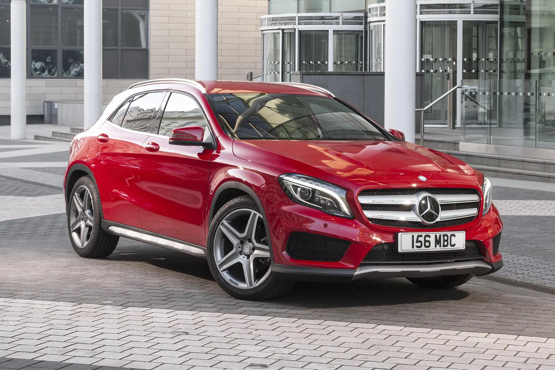 Used Mercedes-Benz GLA (2014-2020) Review frontright exterior