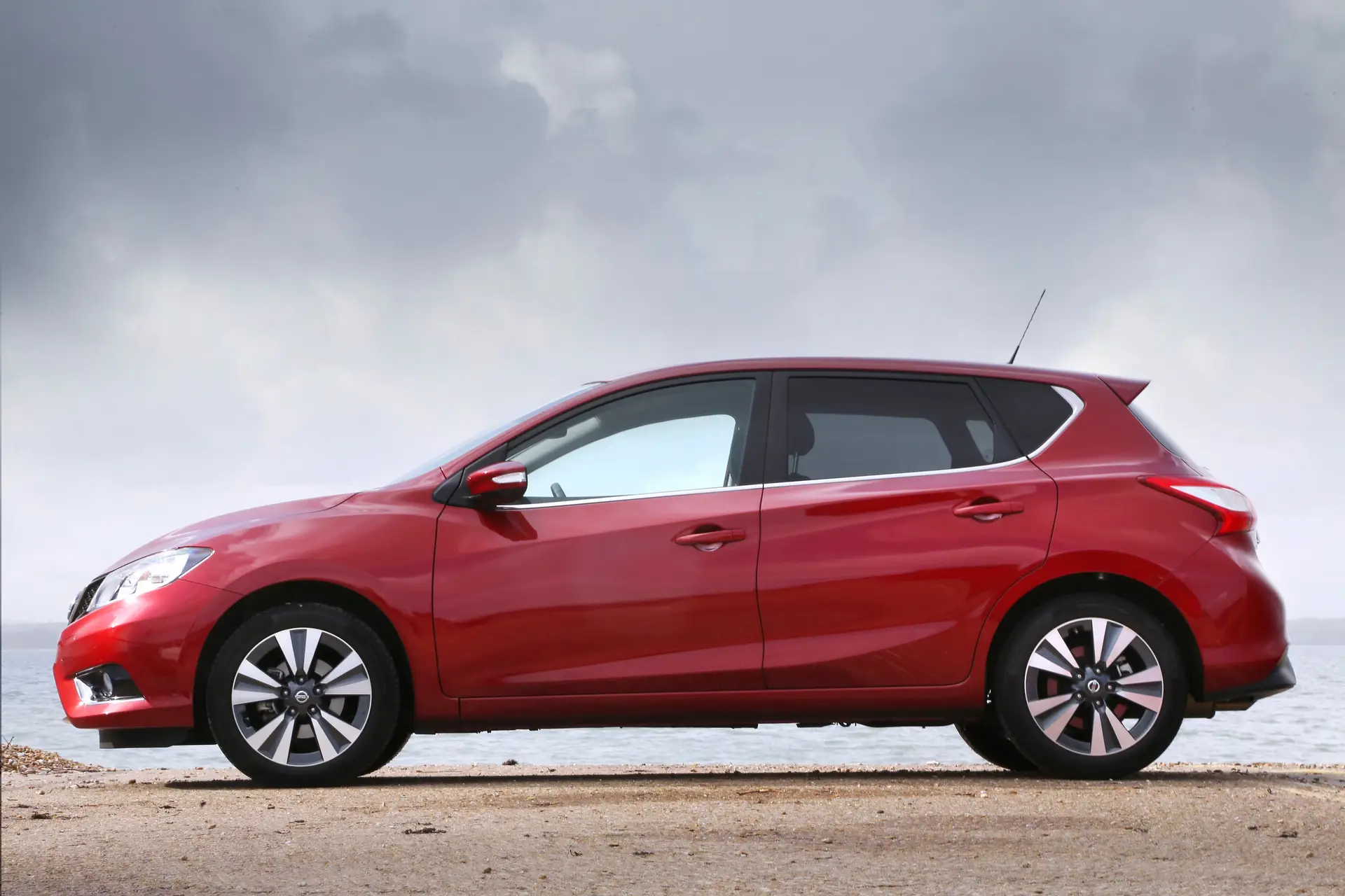 Nissan Pulsar Review 2023: side