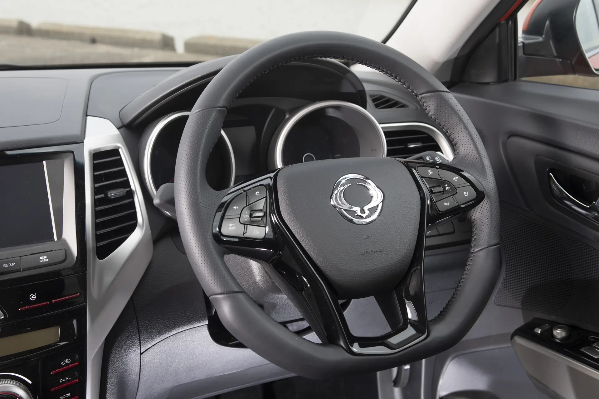 SsangYong Tivoli Review 2023: Steering Wheel