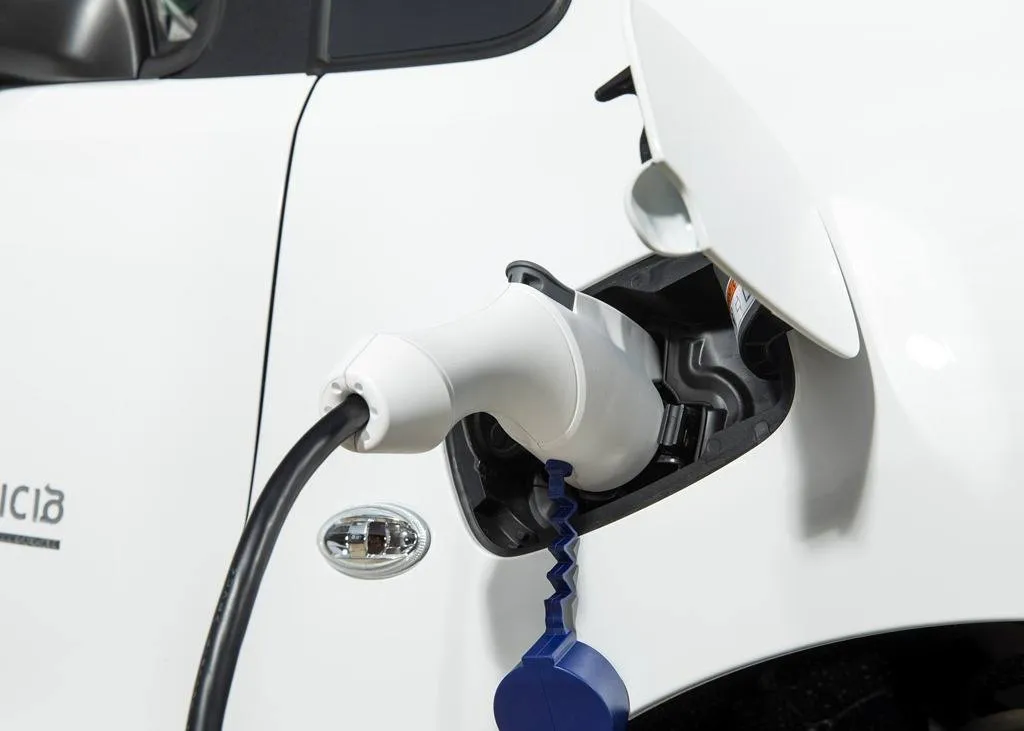 Peugeot Partner Electric (2017-2022) Review Charging Port