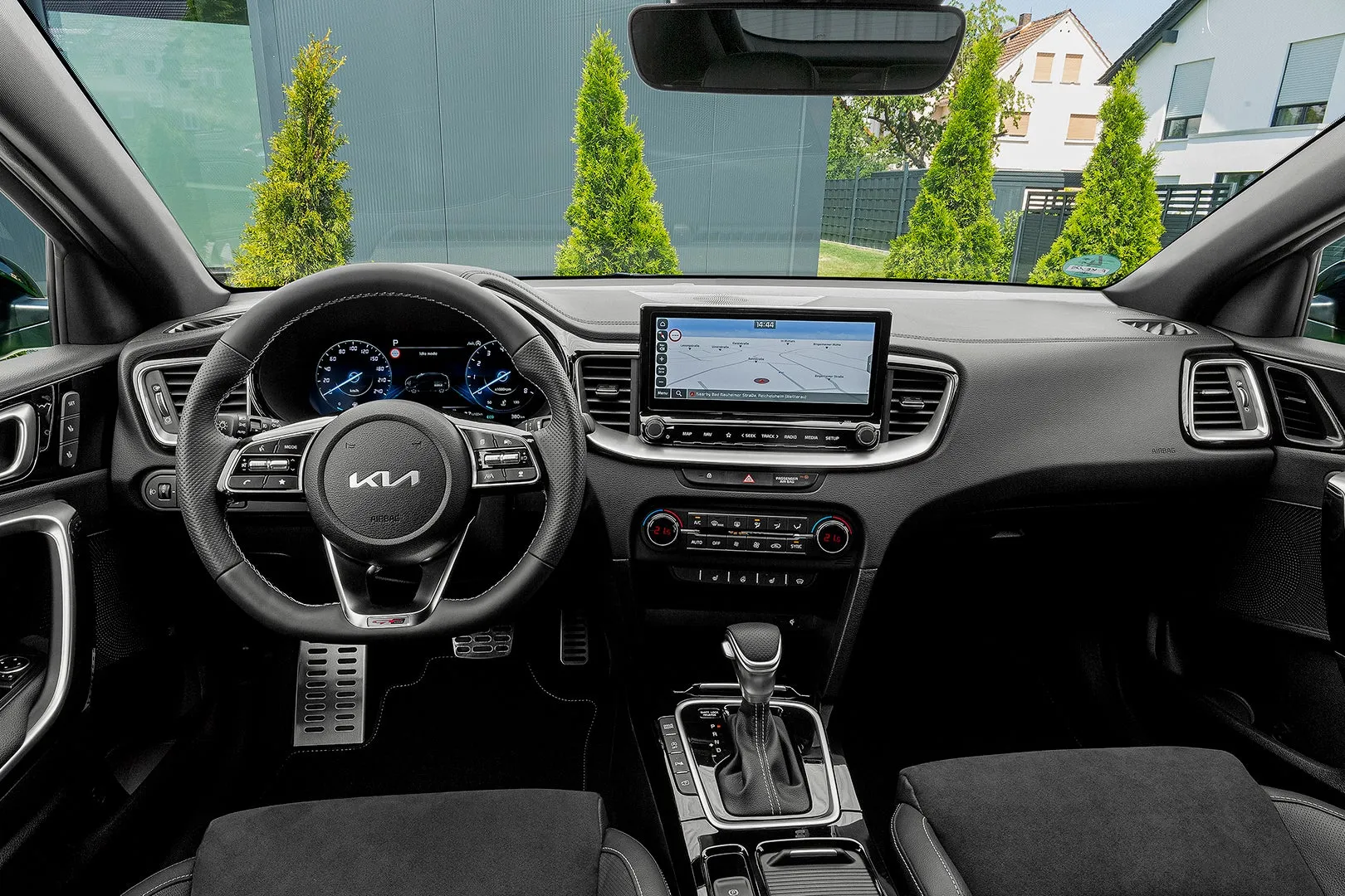 avis kia xceed
