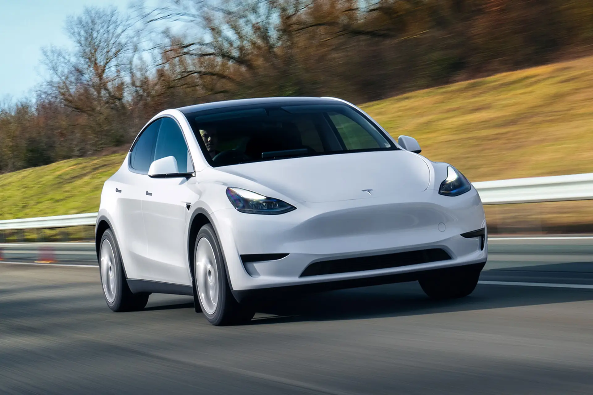 Tesla Model Y Review 2024: Driving Dynamic 