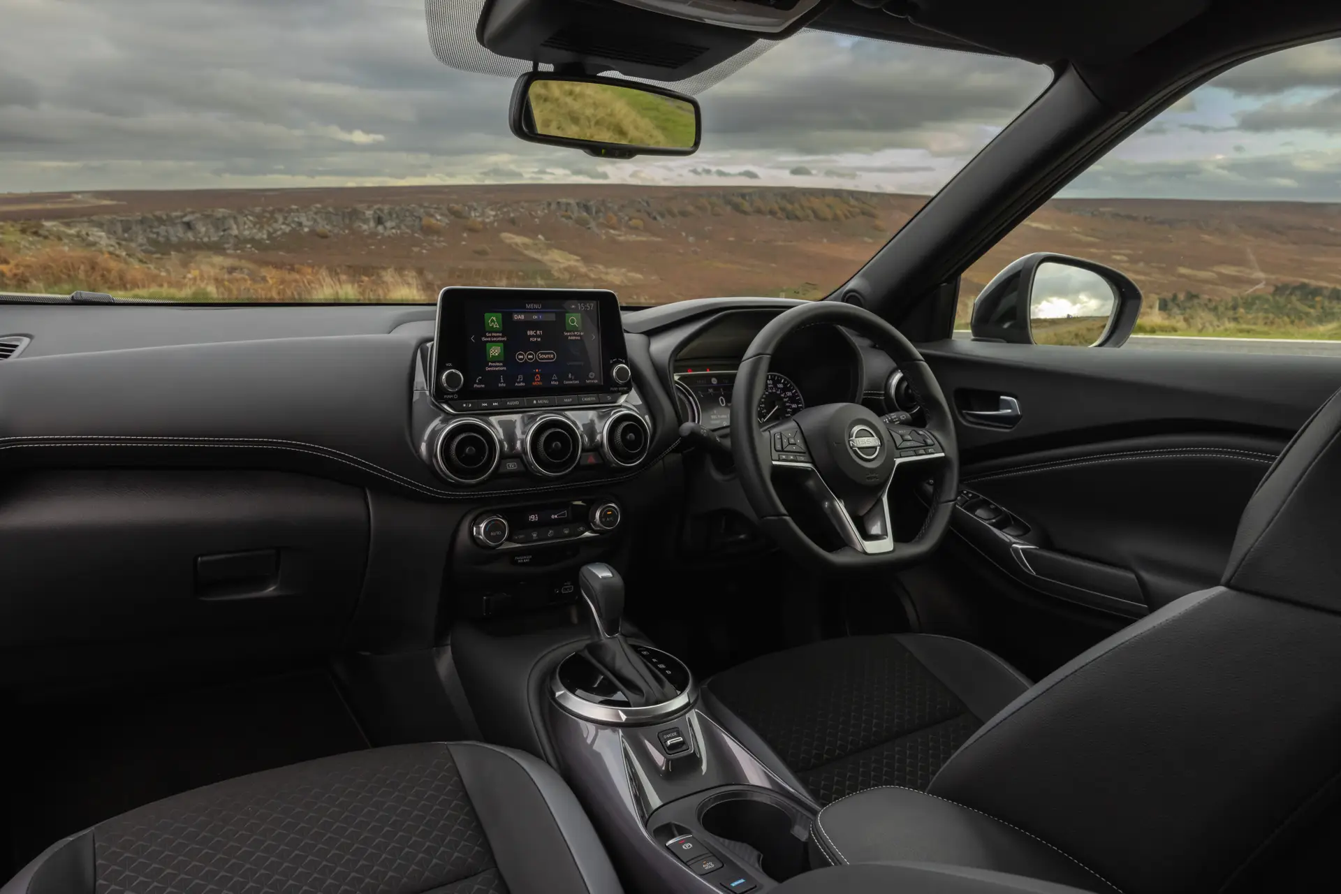 Nissan Juke Review 2024: Interior