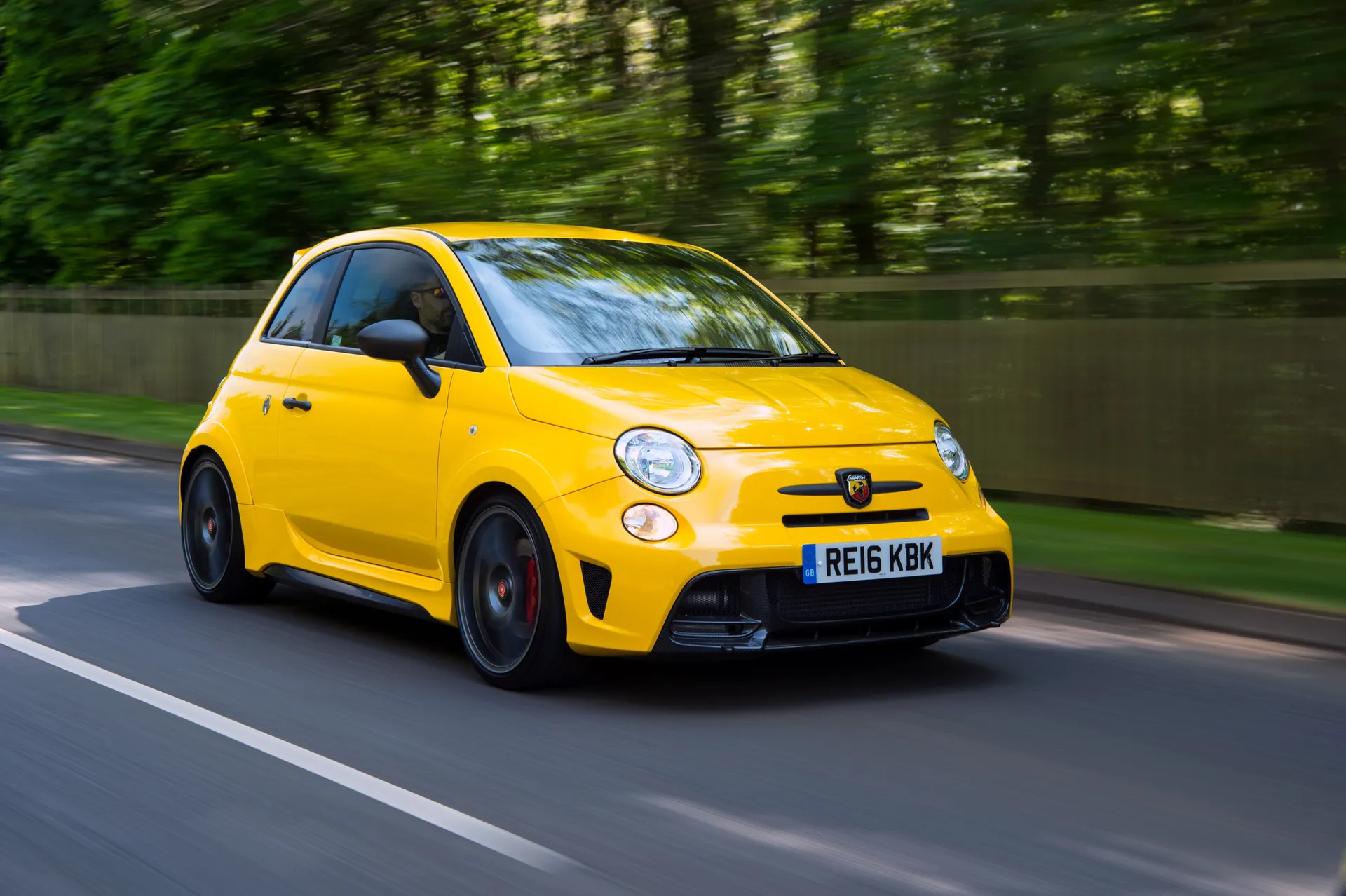Abarth 695 (2016-2023) Review Driving Front