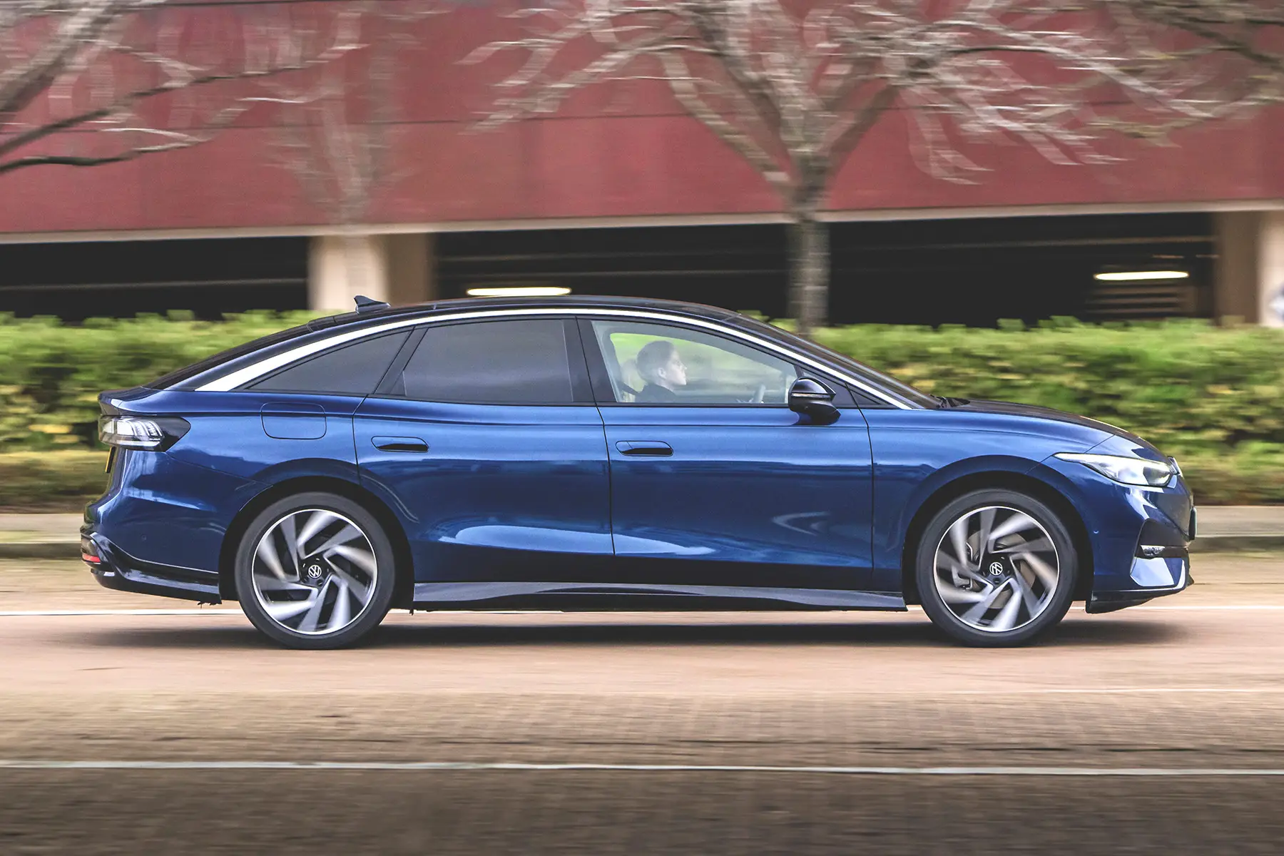 Volkswagen ID.7 Review 2024: side profile