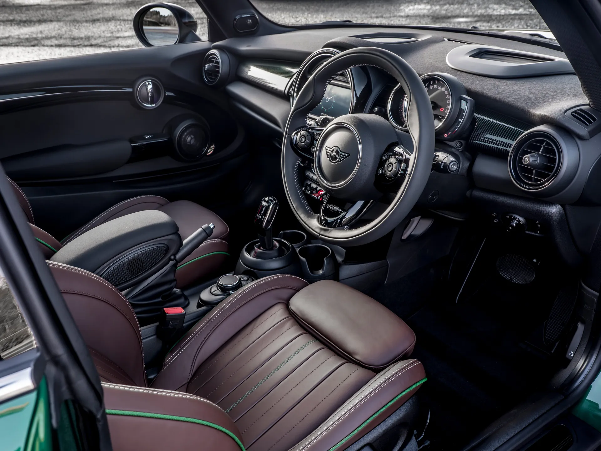 MINI Hatch (2014-2024) Review: interior close up photo of the MINI Hatch 3-door dashboard