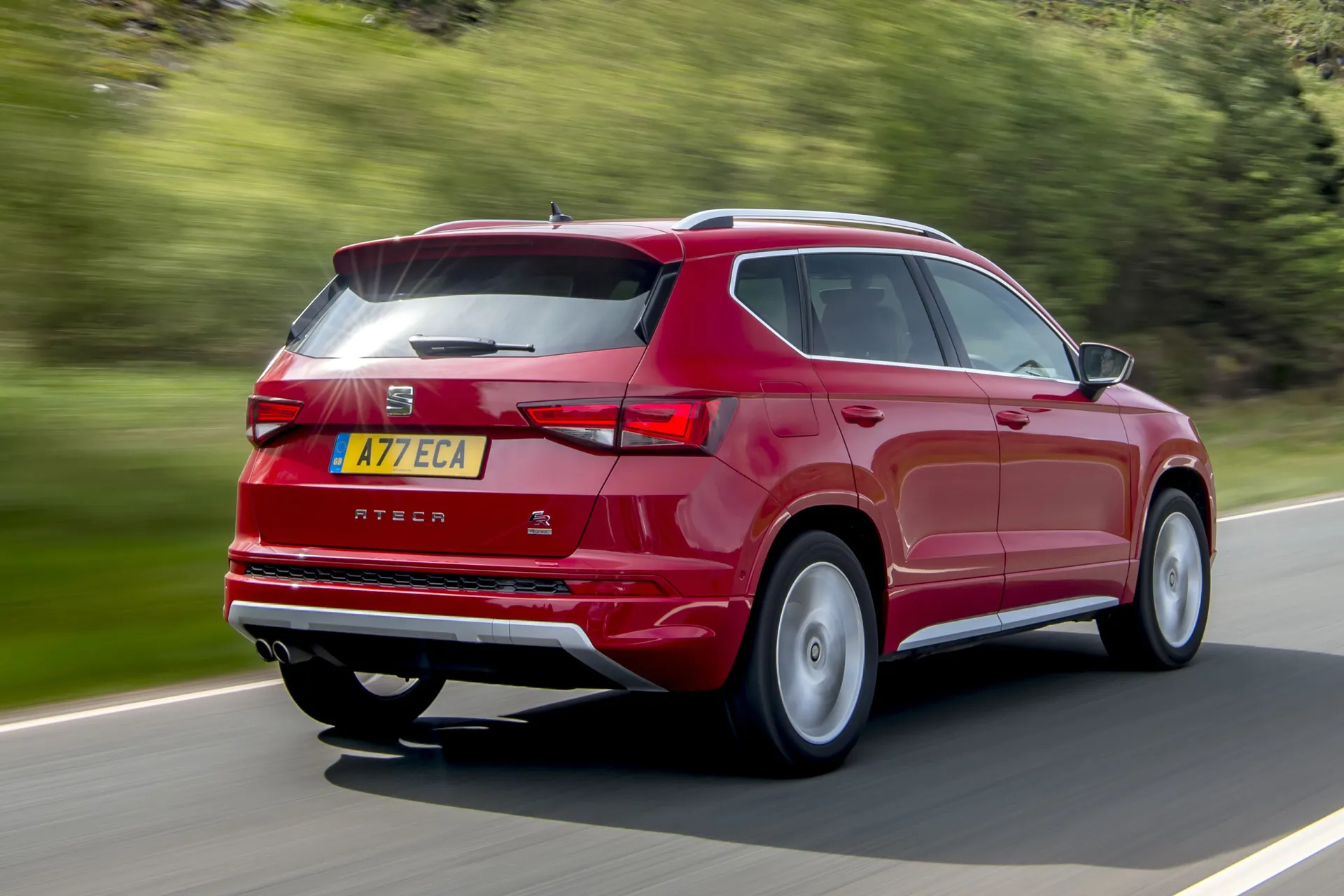 SEAT Ateca Review: Rear Side View