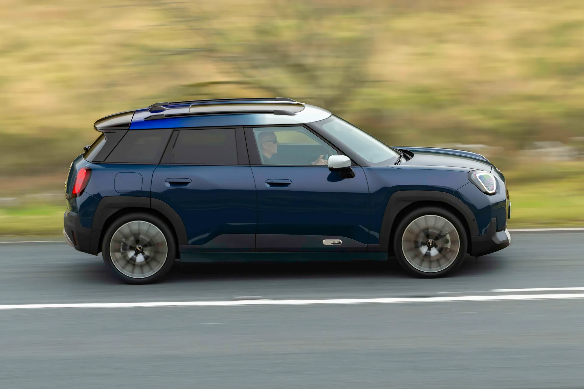 MINI Aceman Review: driving dynamic side profile