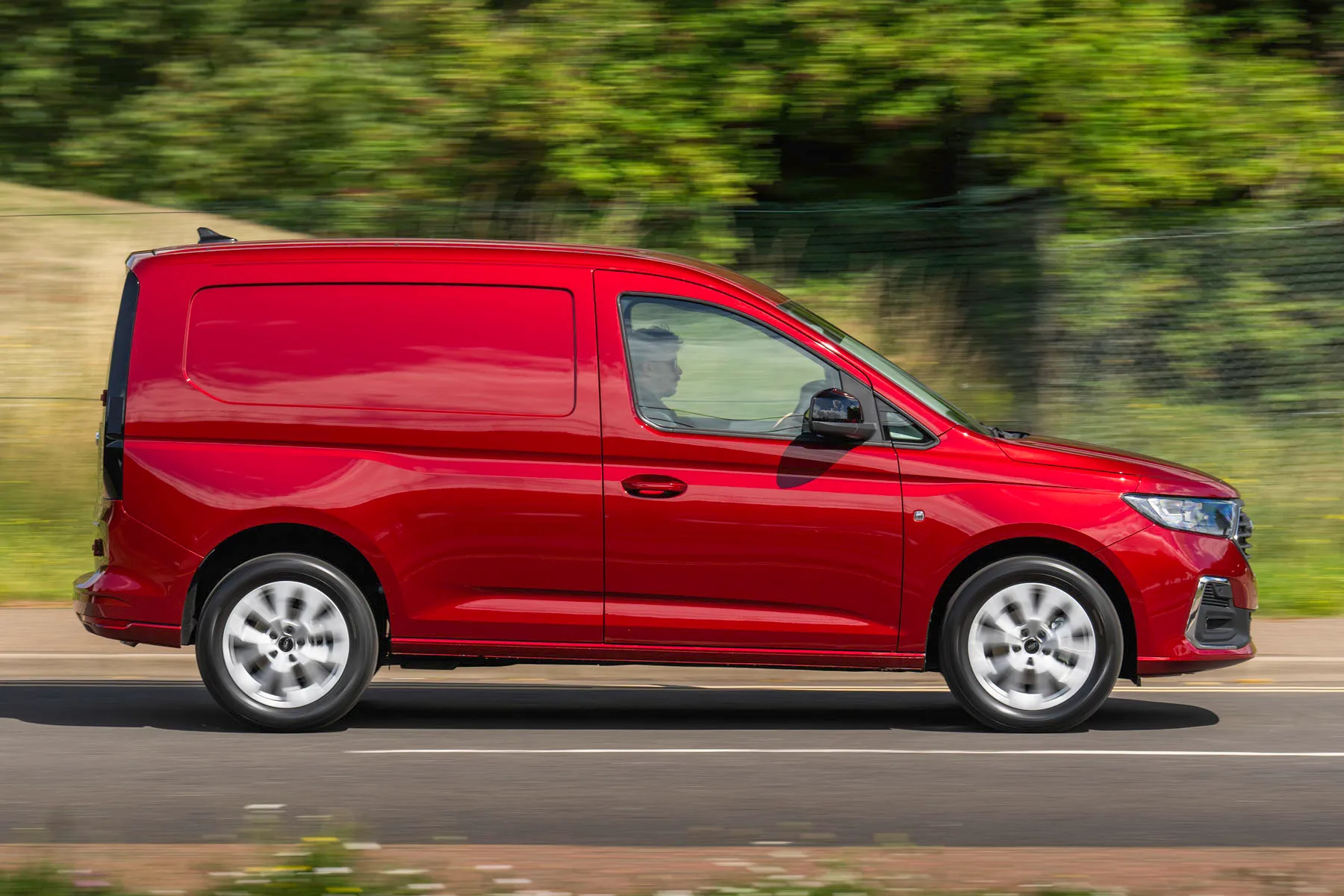Ford Transit Connect Review: side profile
