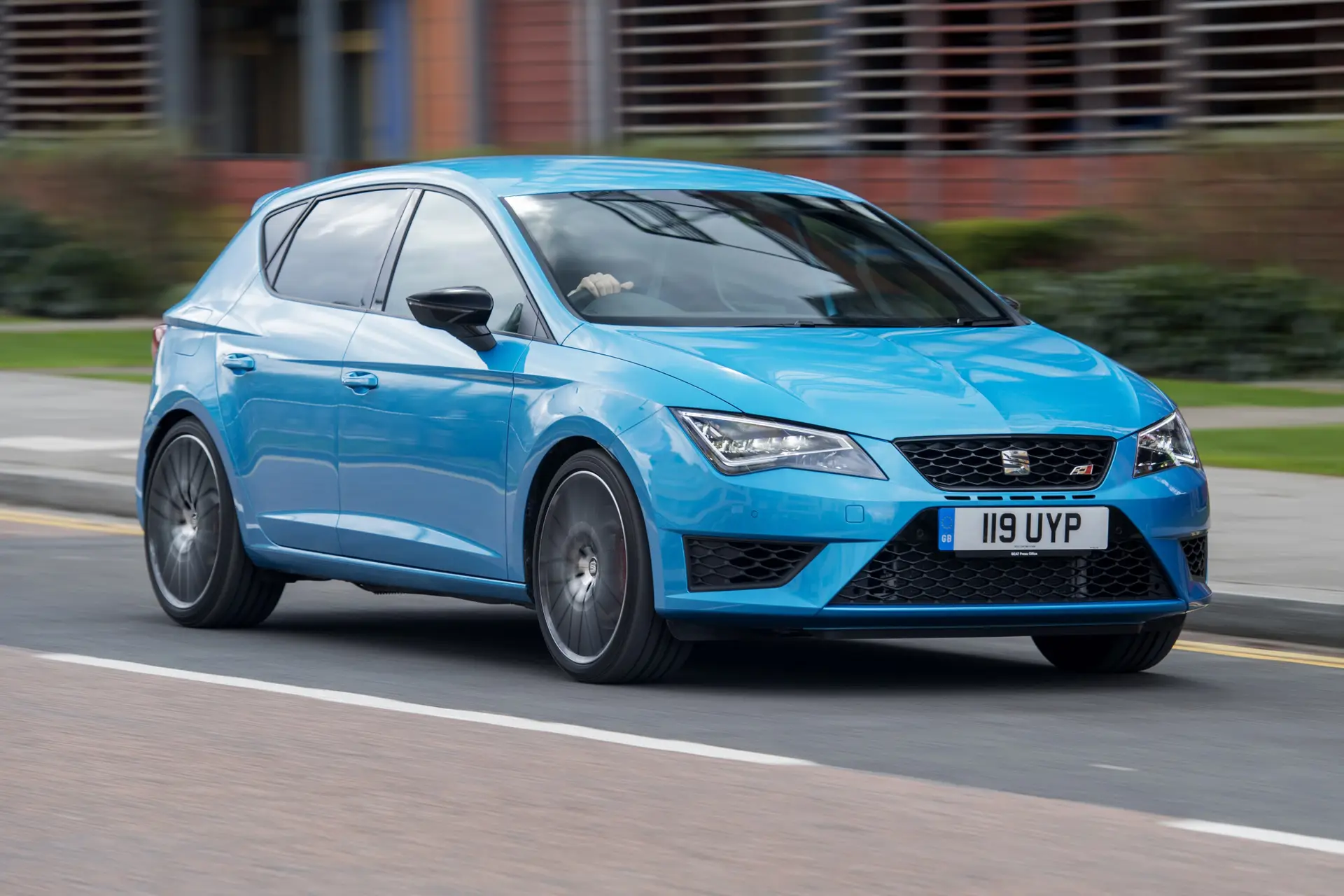 SEAT Leon Cupra Front Side View