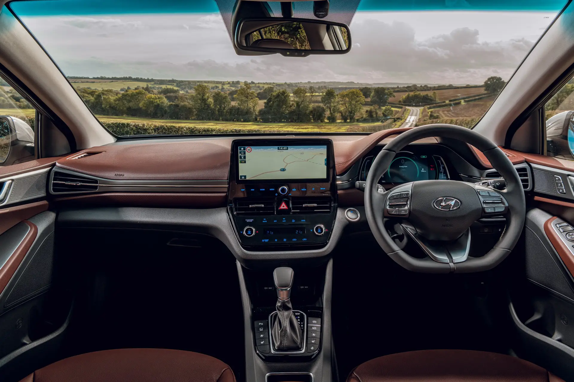 Hyundai Ioniq Review 2023 front interior