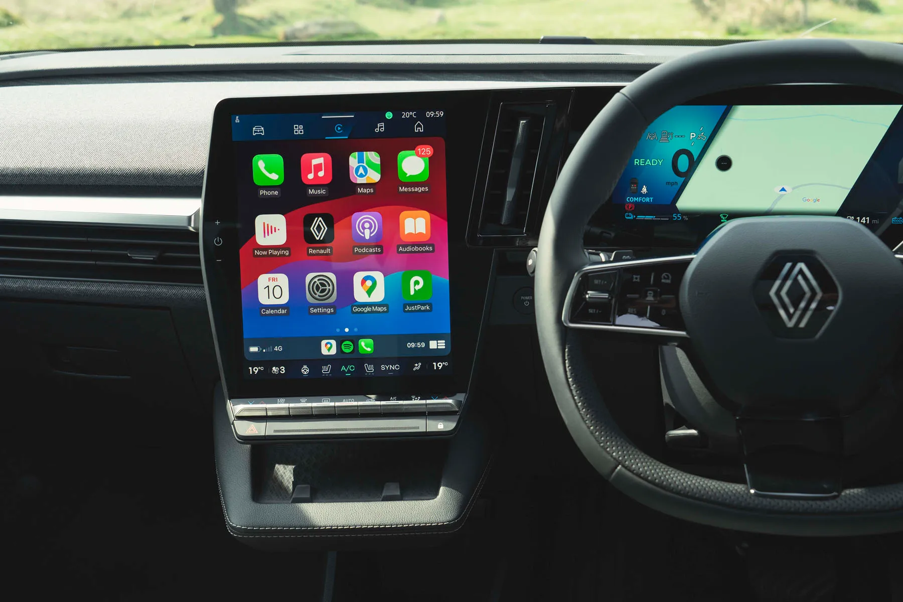 Renault Scenic E-Tech Review 2024: infotainment