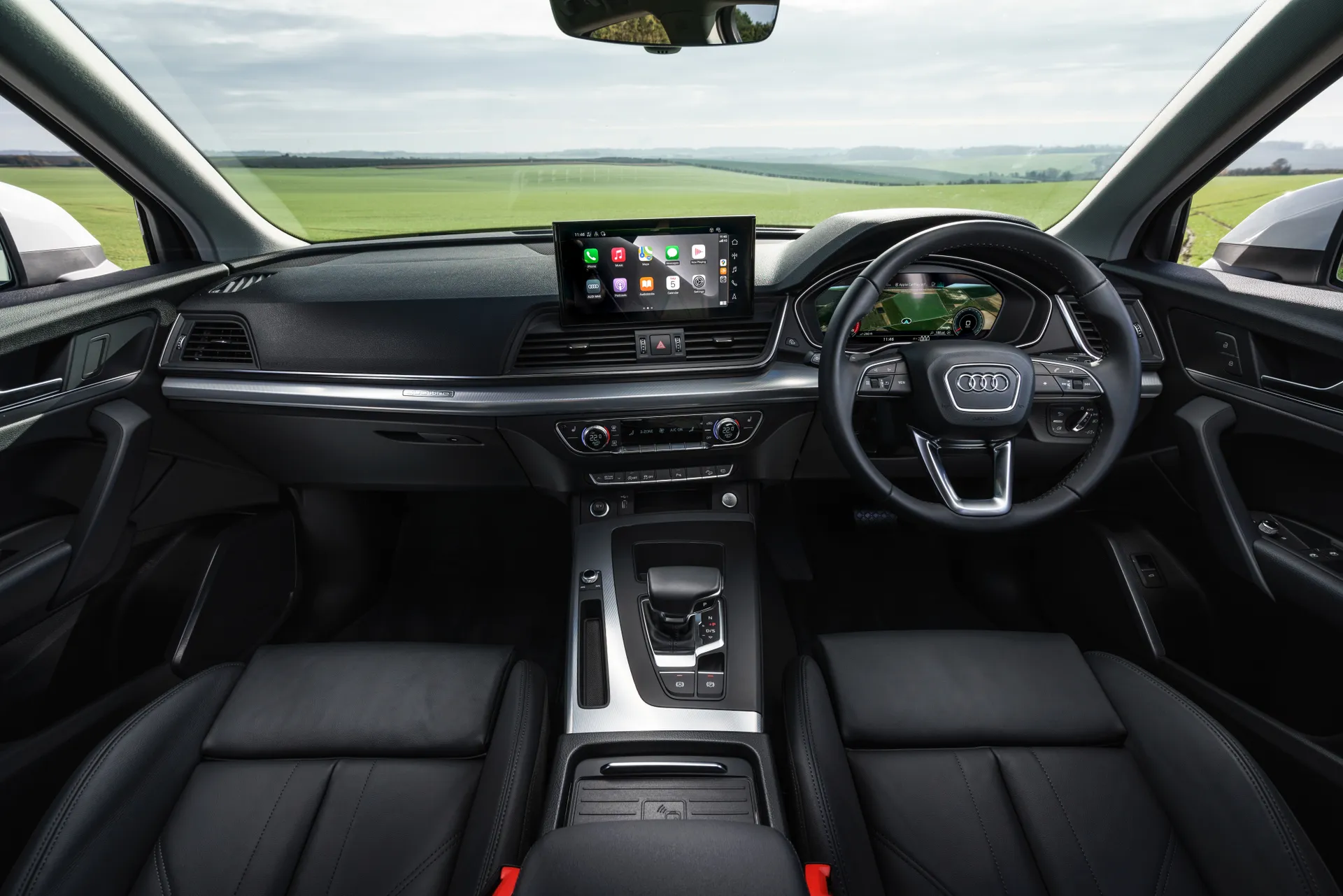 Audi Q5 (2017-2024) Review: interior and front seating